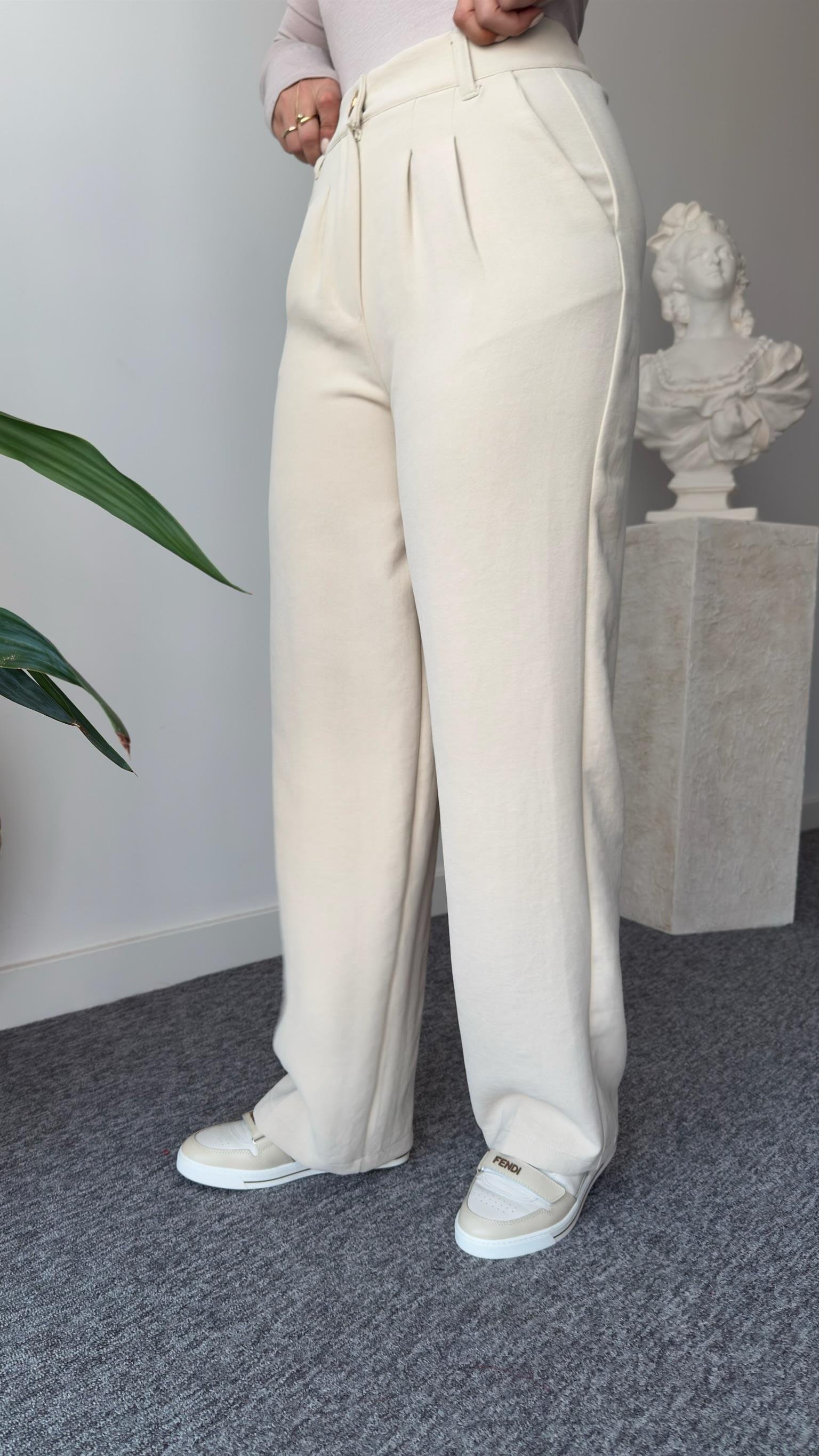 Bej Gold Düğme Bel Lastikli Pantolon