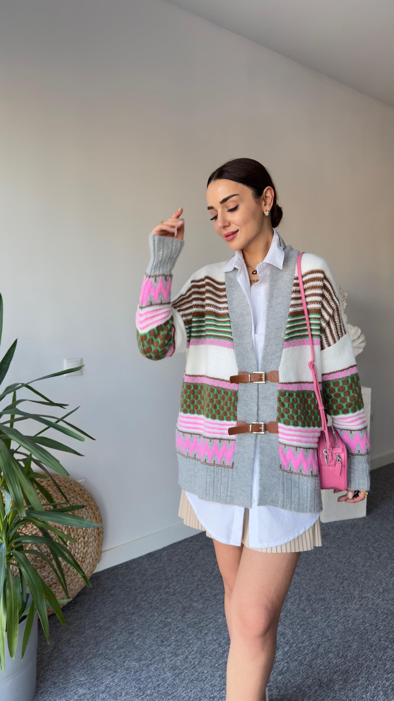 Deri Kemer Detay Yeşil Tasarım Hırka