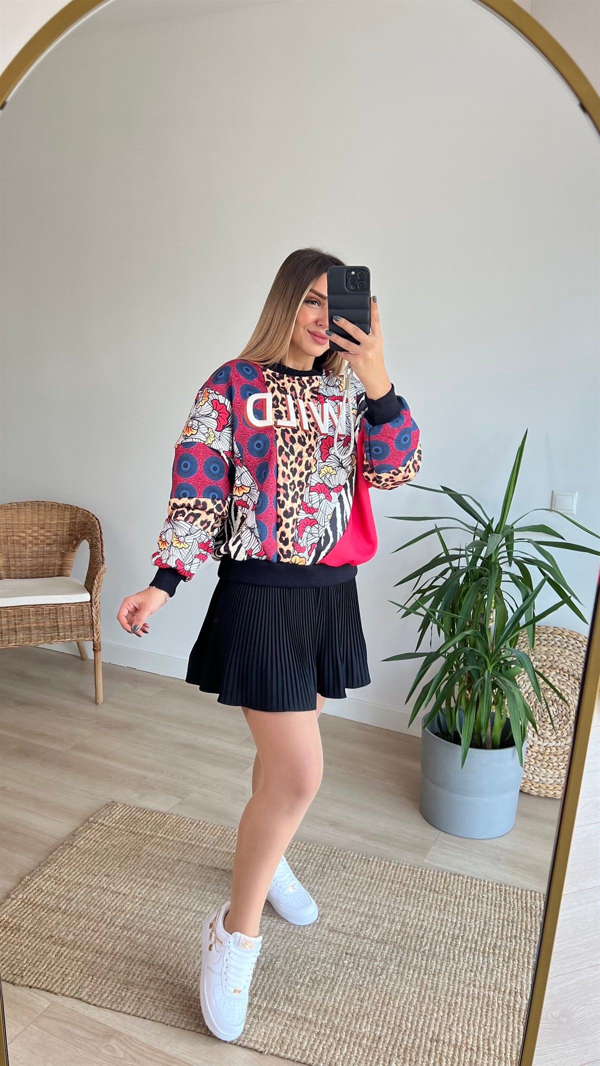 Wild İşleme Detay Tasarım Sweat