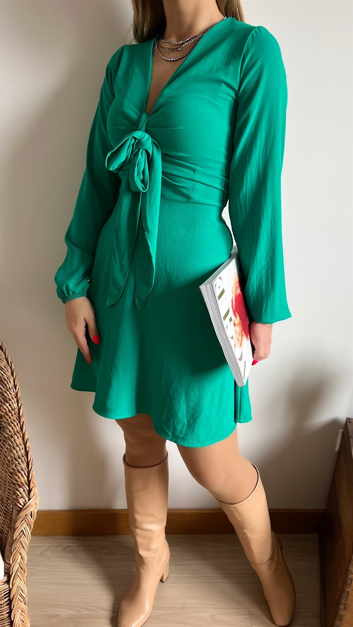 Kuşak Detaylı Yeşil Elbise