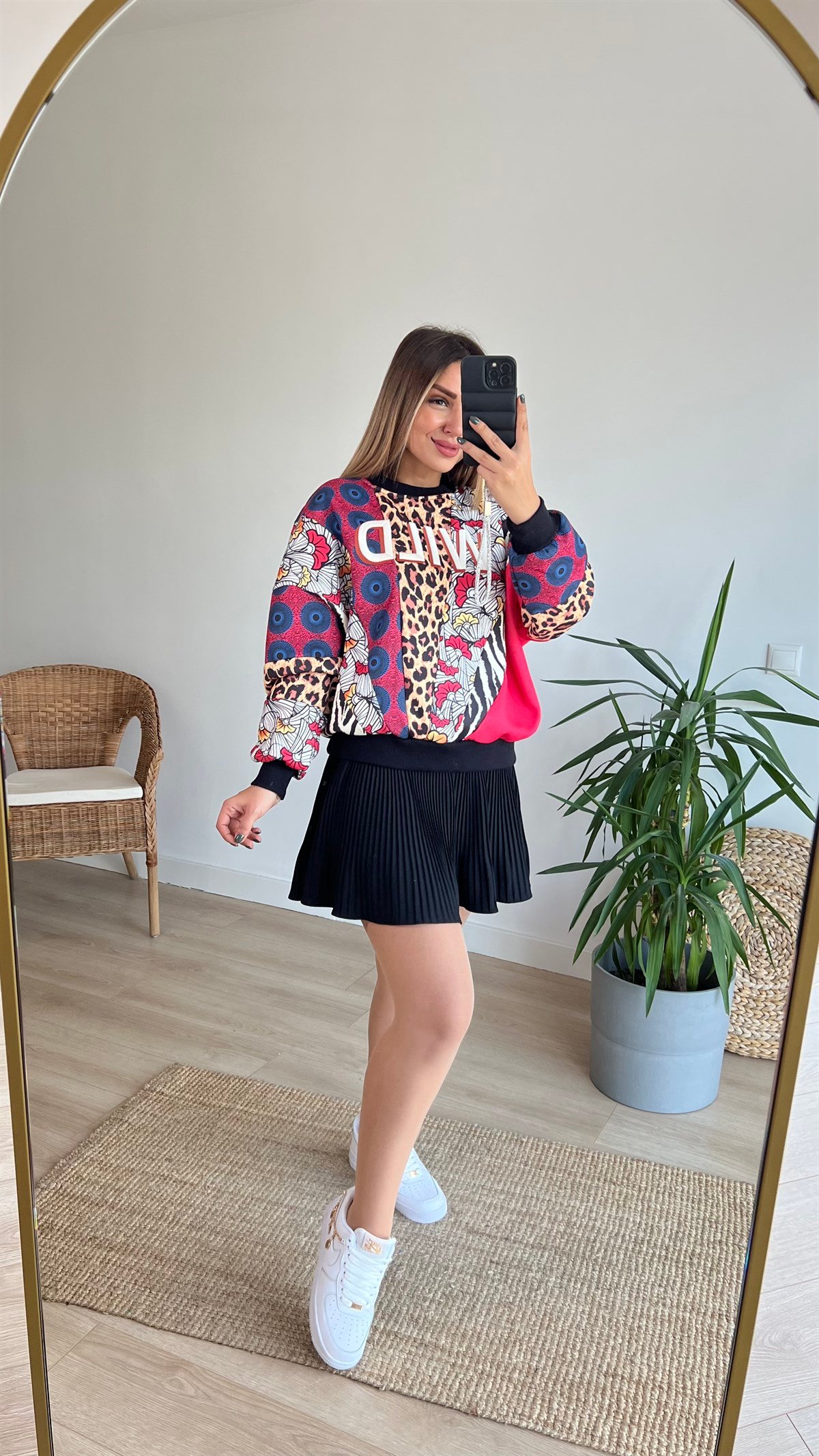 Wild İşleme Detay Tasarım Sweat
