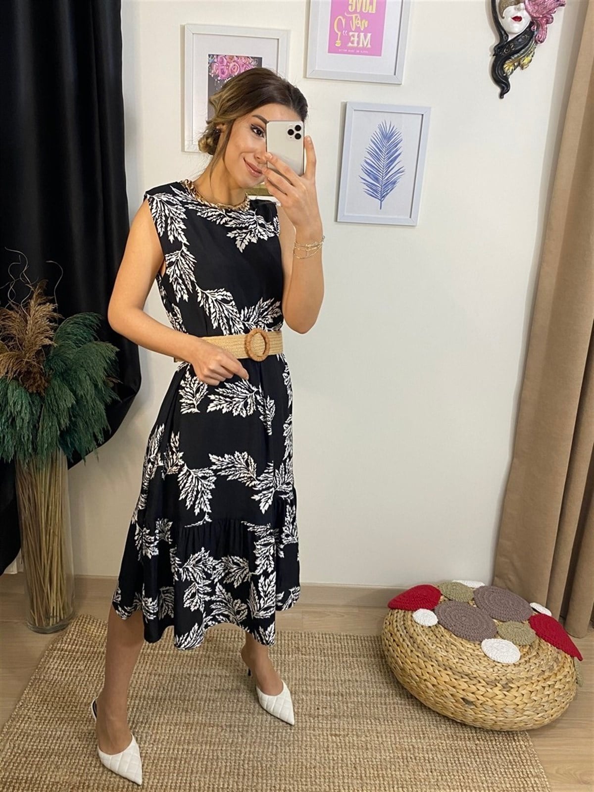 Yaprak Desenli Elbise 