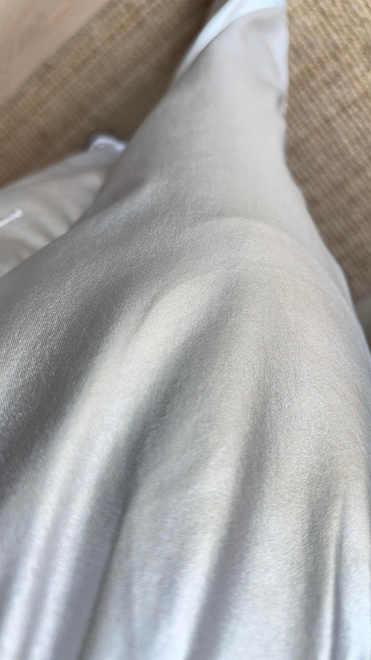 Gümüş Beli Lastikli Parlak Pantolon