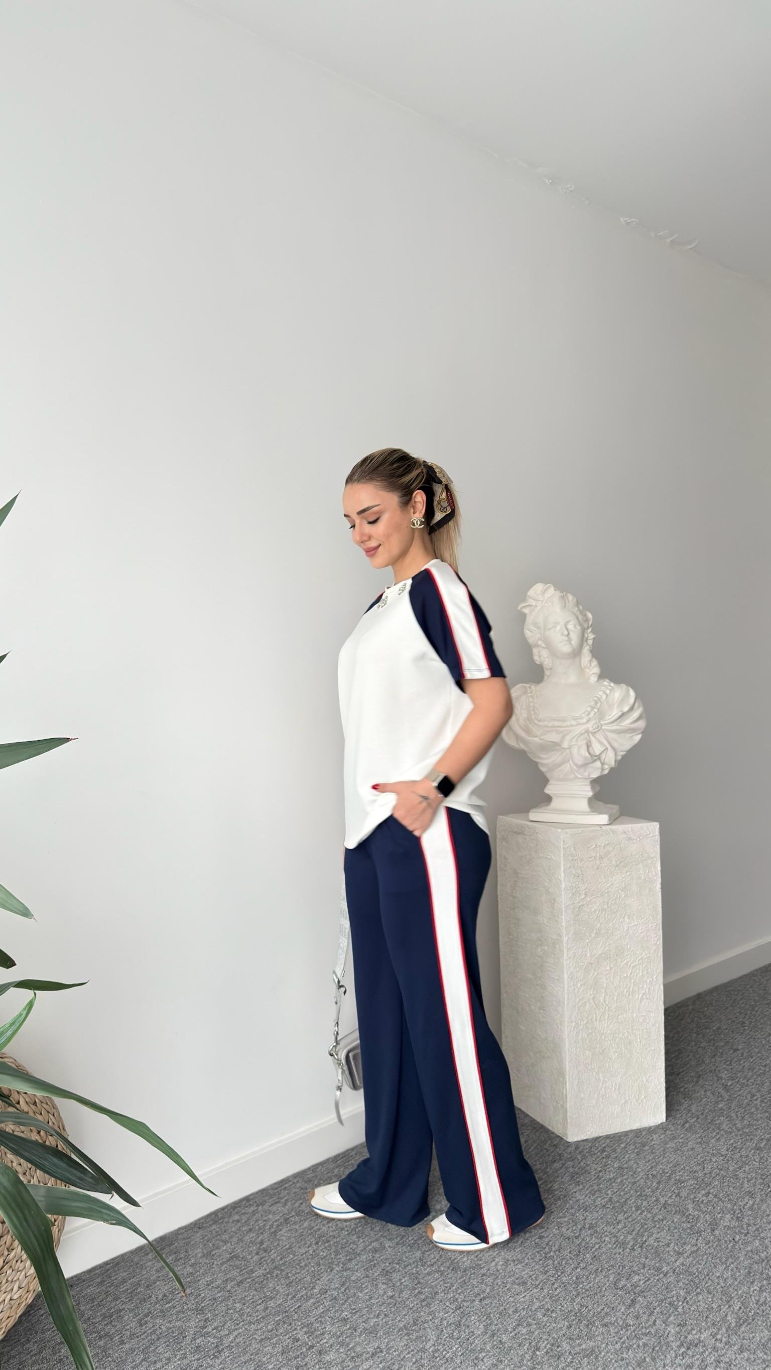 Fiori Taş Detaylı Renk Geçişli Modal Takım (Ön Sİpariş Ürünü)