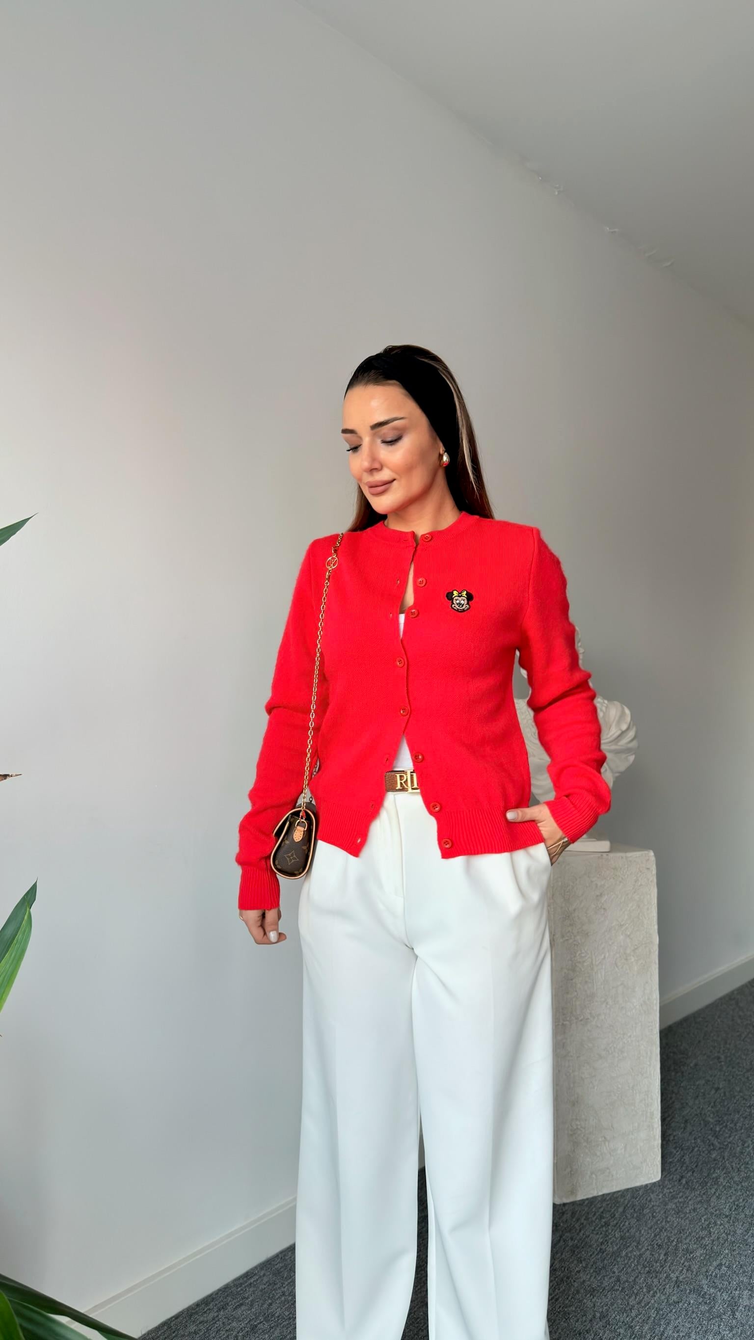 Mickey İşlemeli Marka Model Triko Hırka