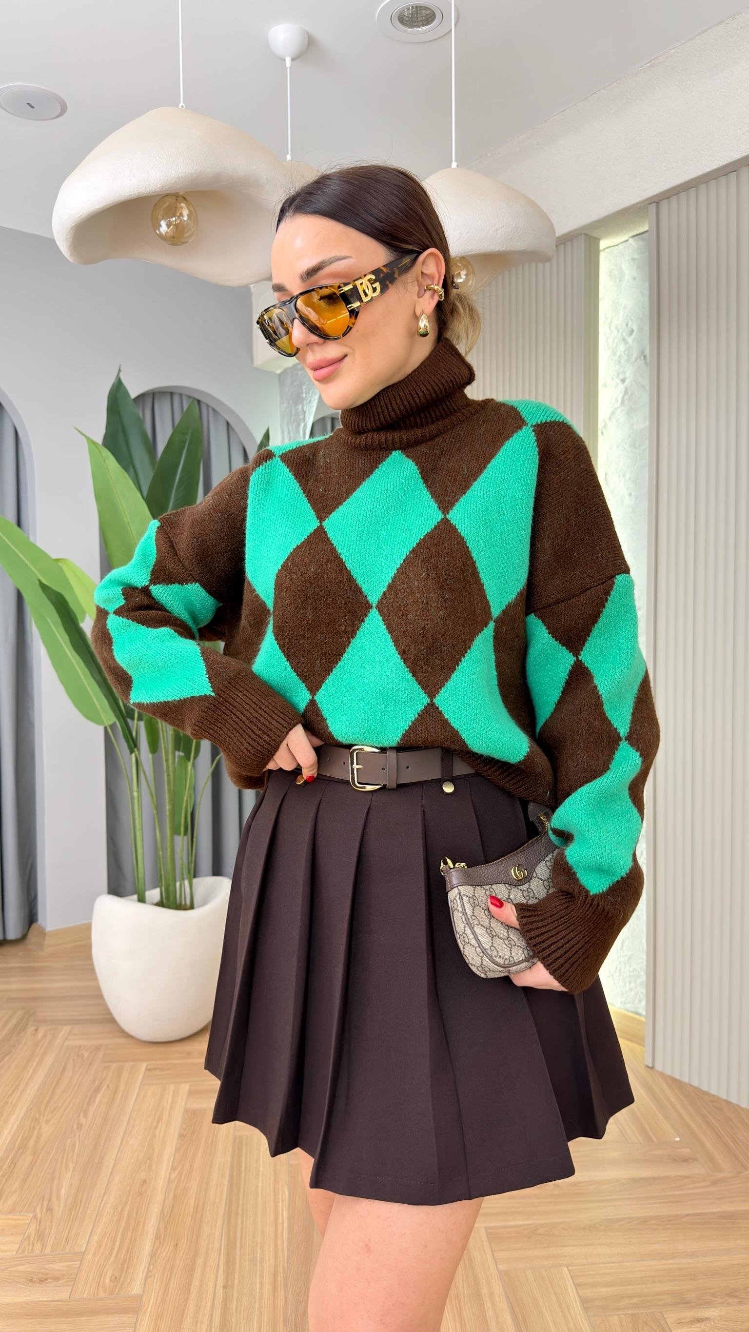 Boğazlı Yeşil Kahve Baklava Desenli Kazak