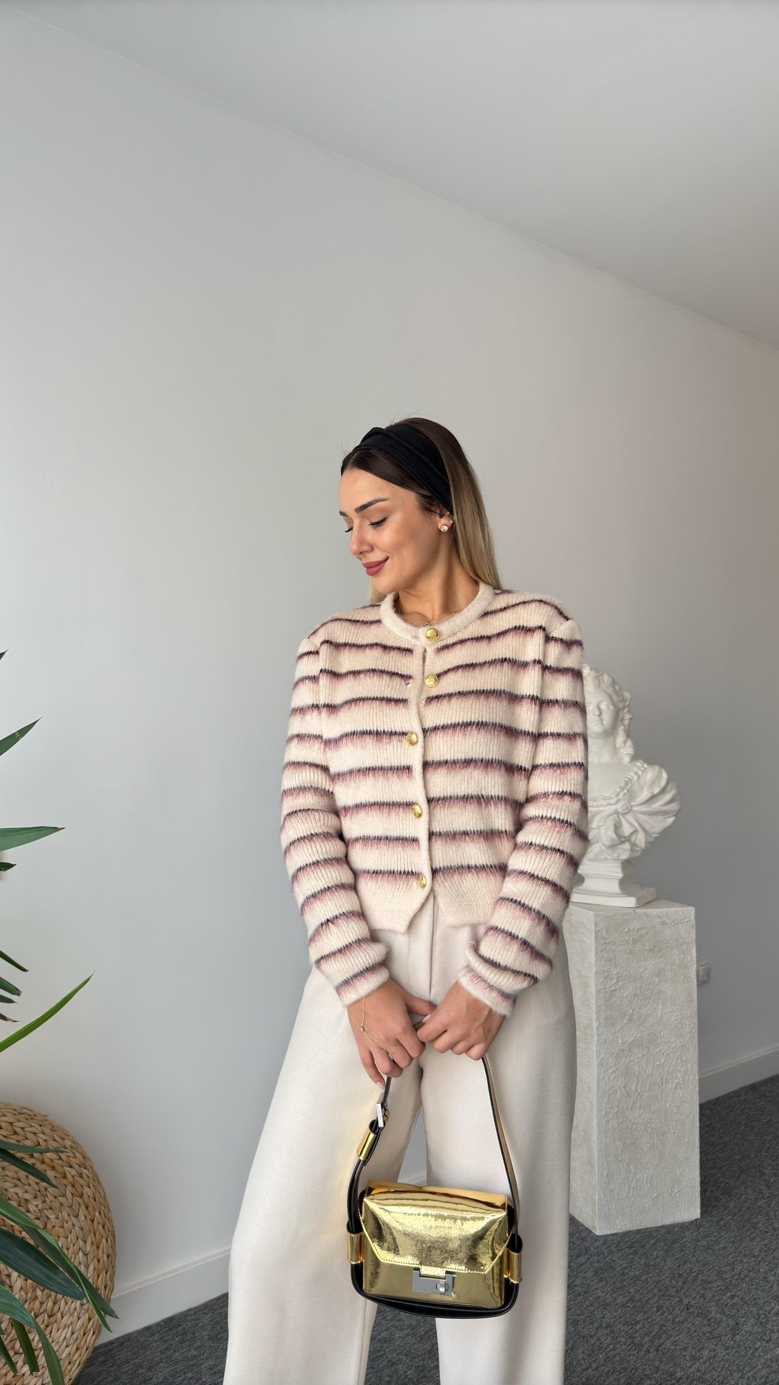 Lana Şardonlu İnce Çizgili Hırka