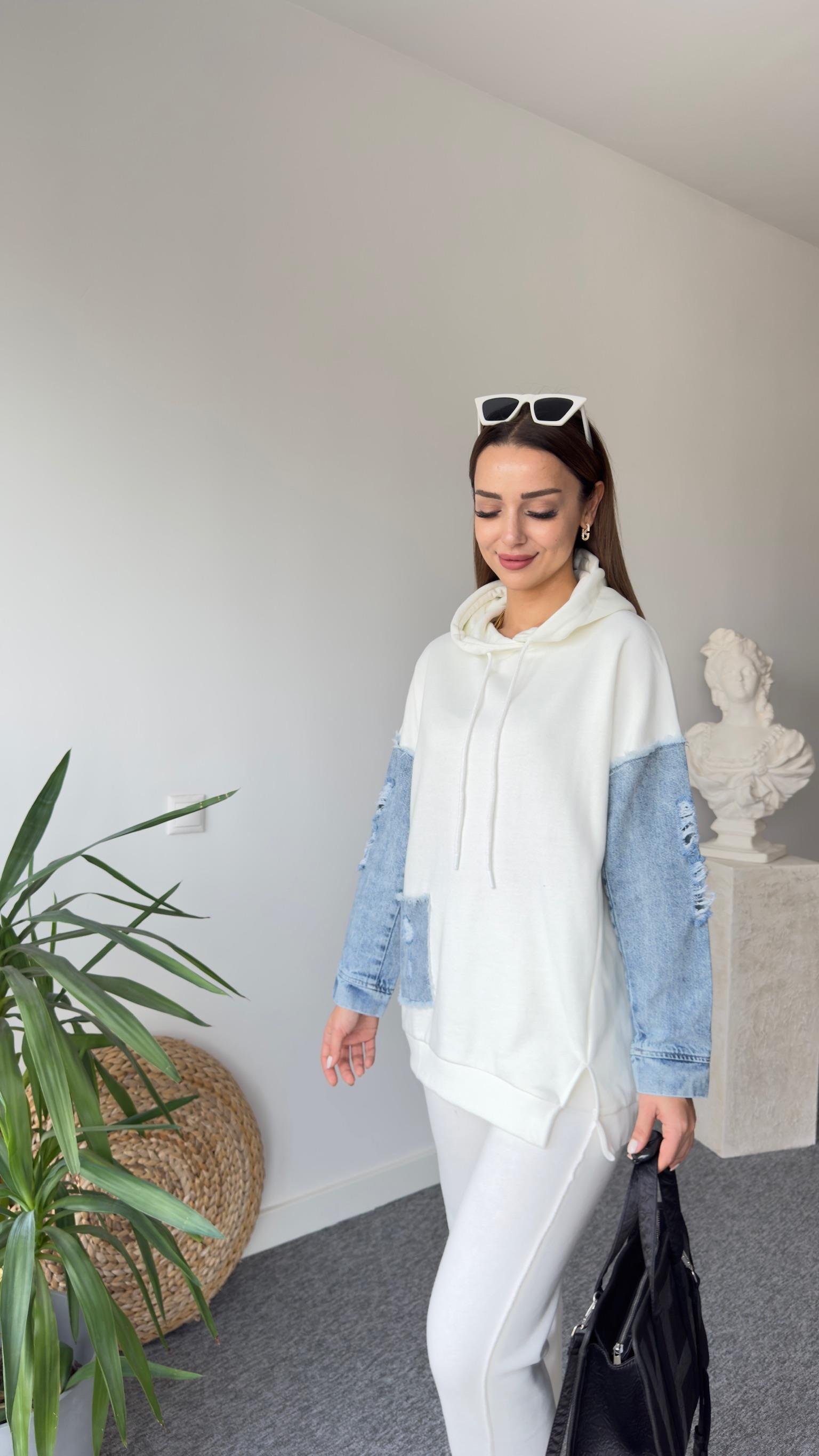 Piem Kot Detay Beyaz Sweatshirt