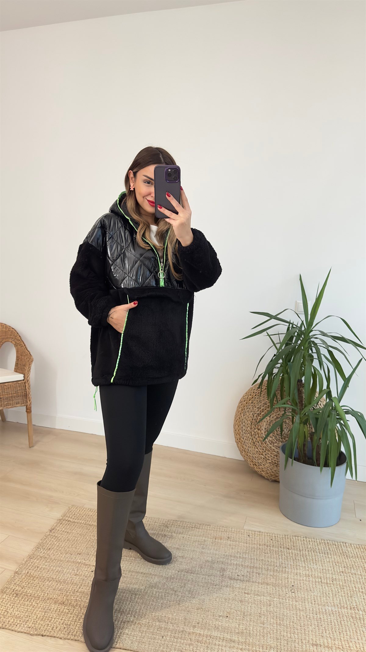 Yeşil Kapitone Detaylı Peluş Sweat
