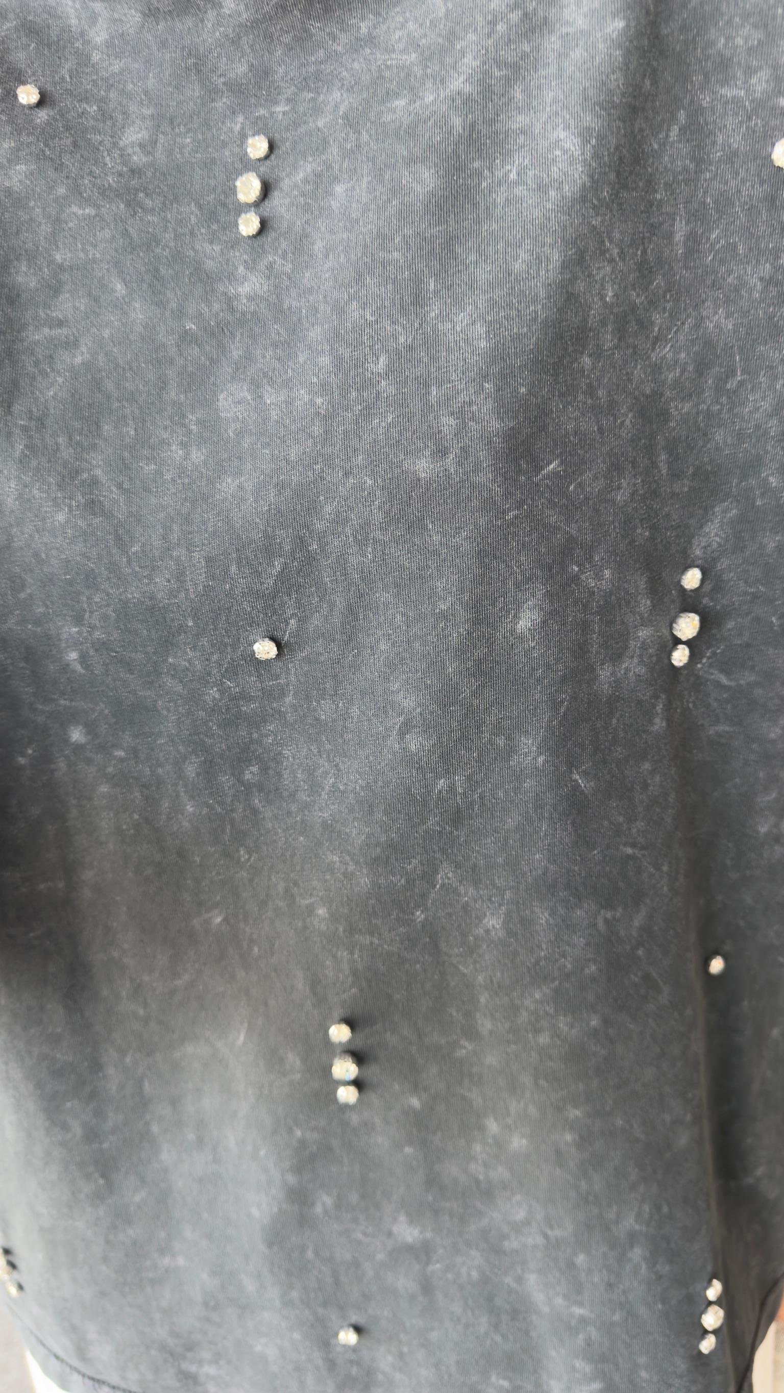 Yıkamalı Taş Detay Tshirt