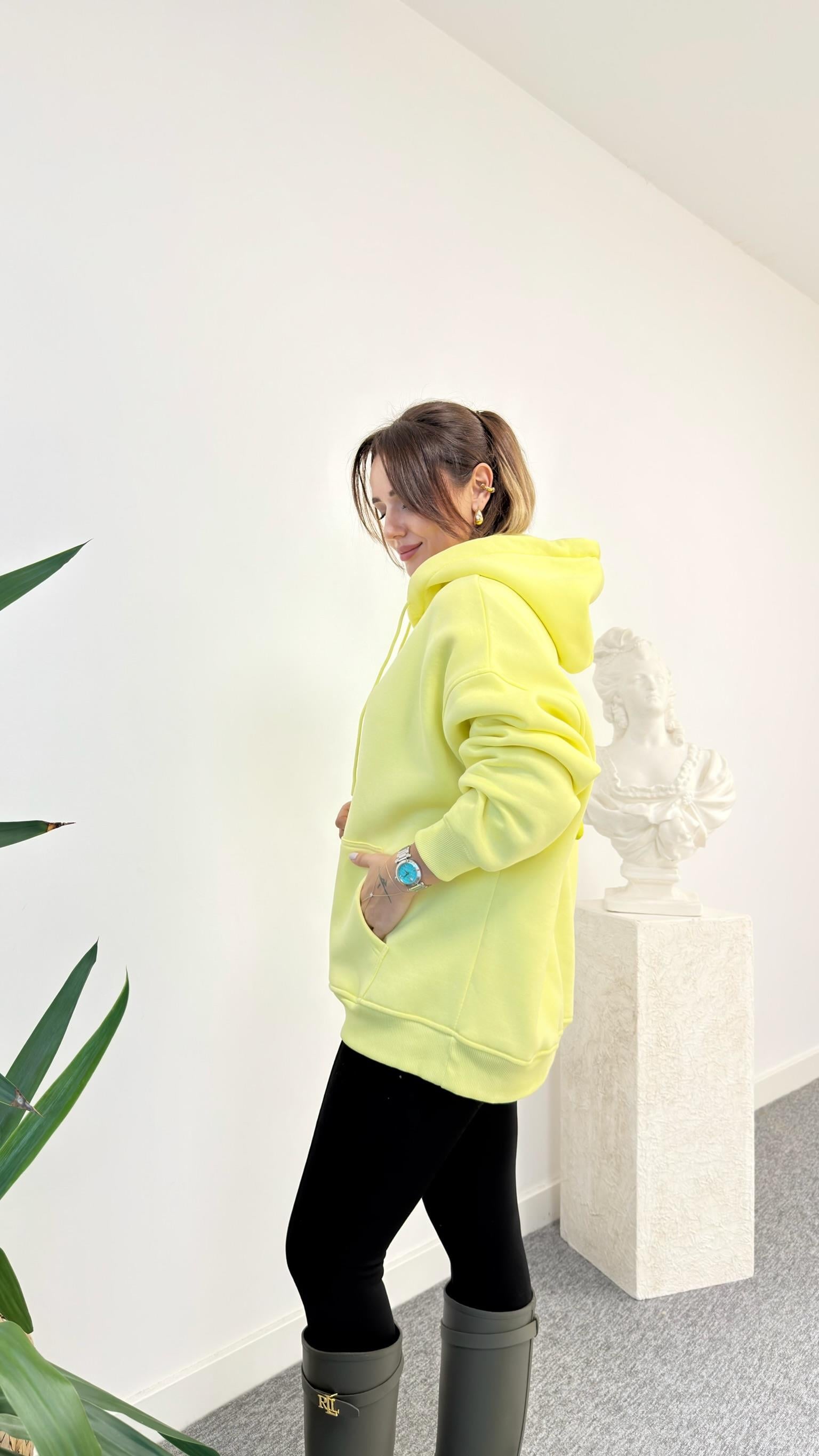 Sarı Sırtı Mickey Aksesuarlı Kapüşonlu Sweatshirt