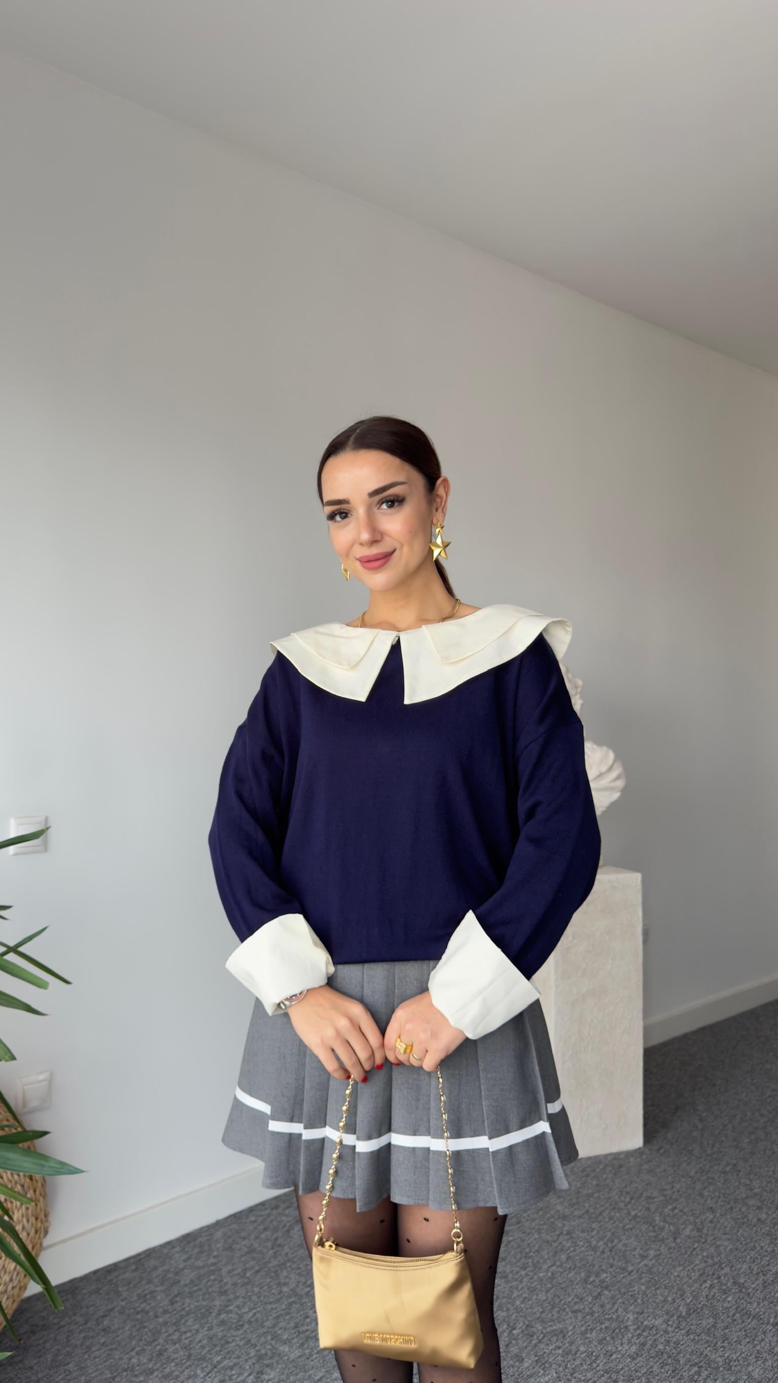 Orjinal Model Yaka Detaylı Lacivert Triko