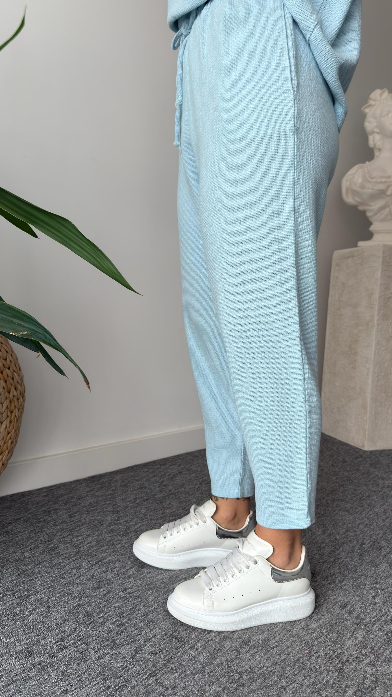 Mavi Jaker  Keten Salaş Takım