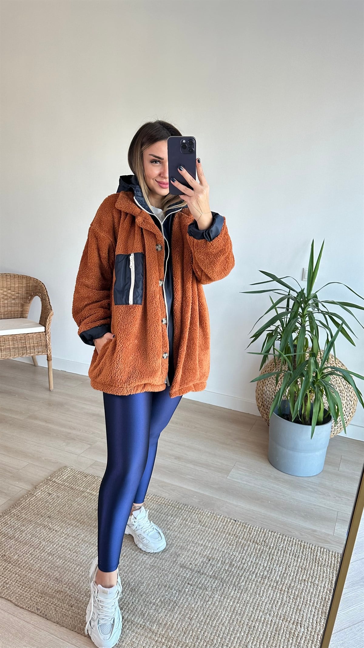 Paraşüt  Detaylı Tarçın Peluş Mont