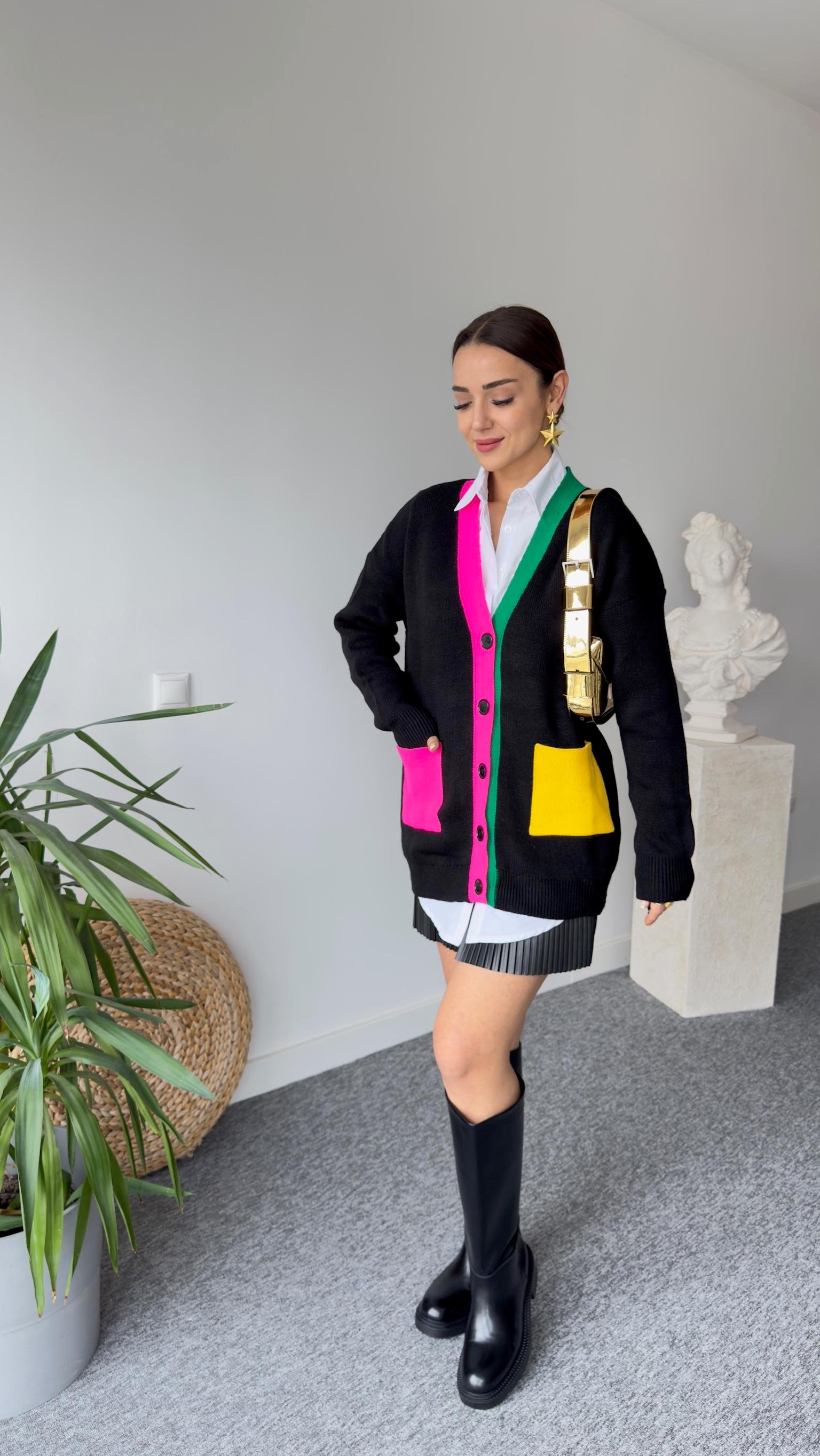 Soer Renk Geçişli Siyah Hırka