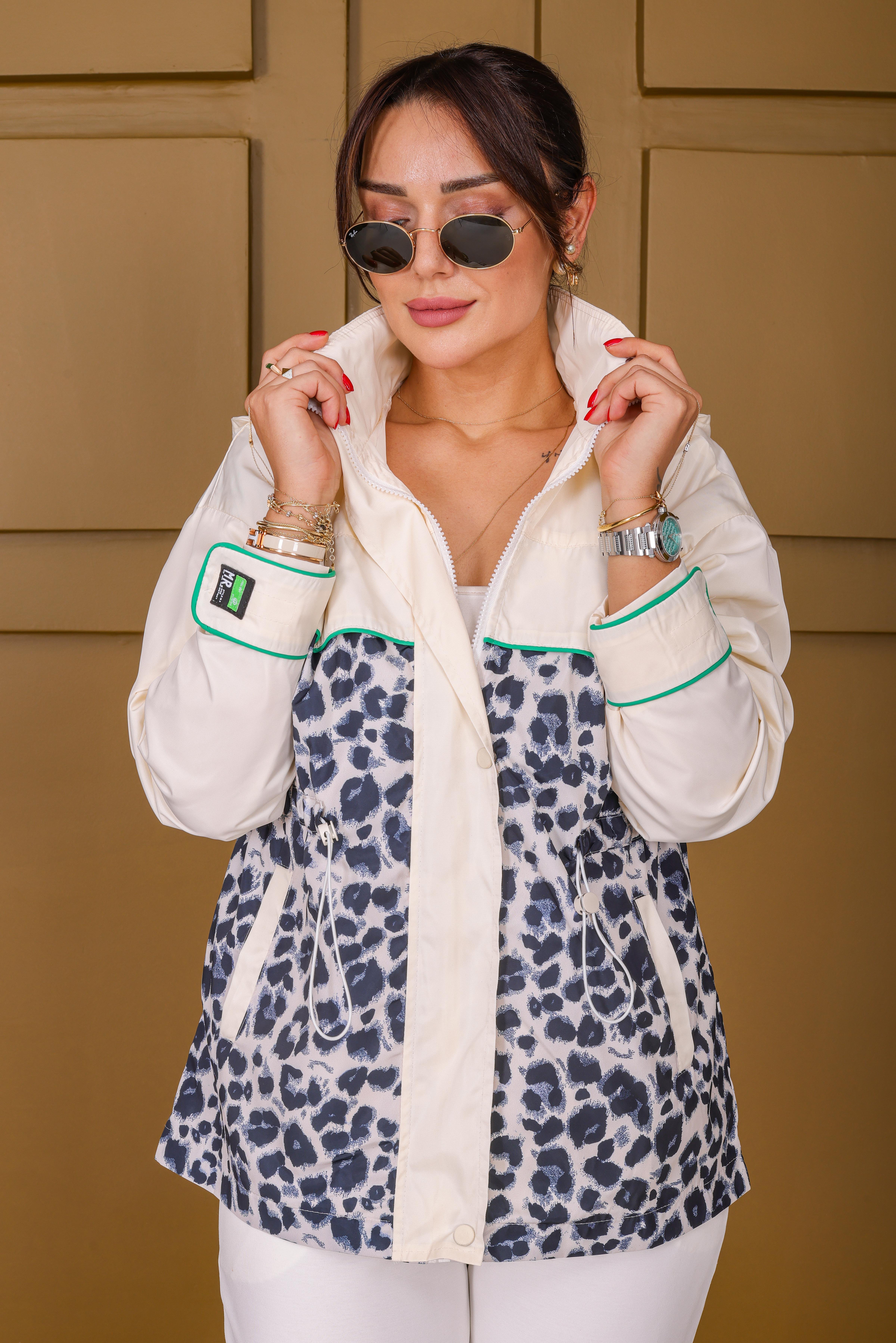 Beyaz Tws Model Leopar Desenli Kapüşonlu Ceket 
