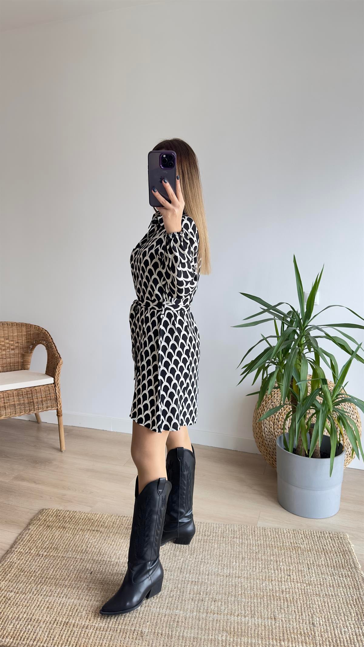 Zra Model Siyah Beyaz Kuşaklı Elbise 