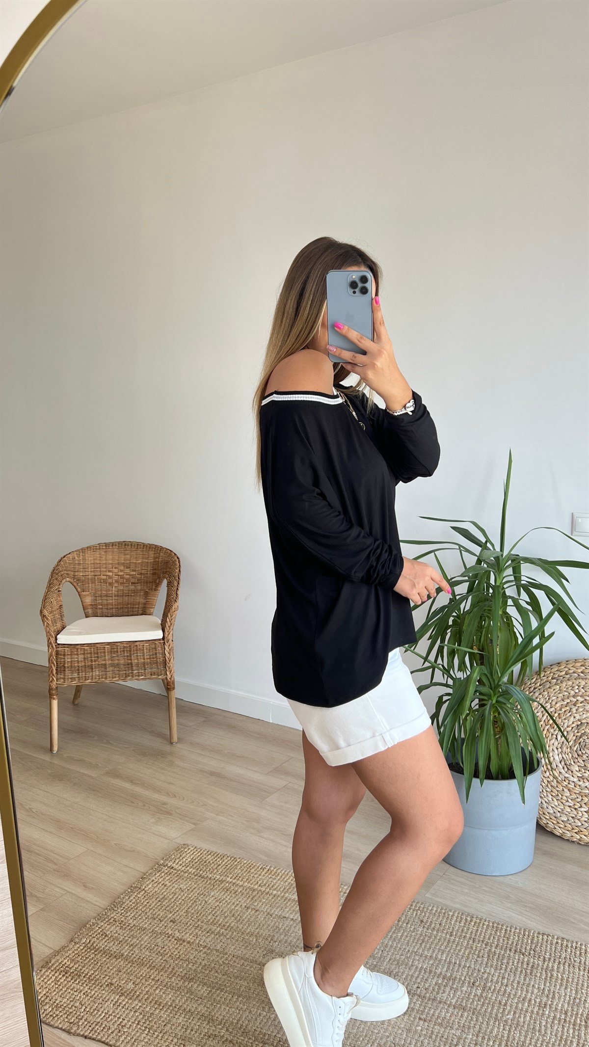 Siyah Şeritli Atlet Detaylı İkili Bluz