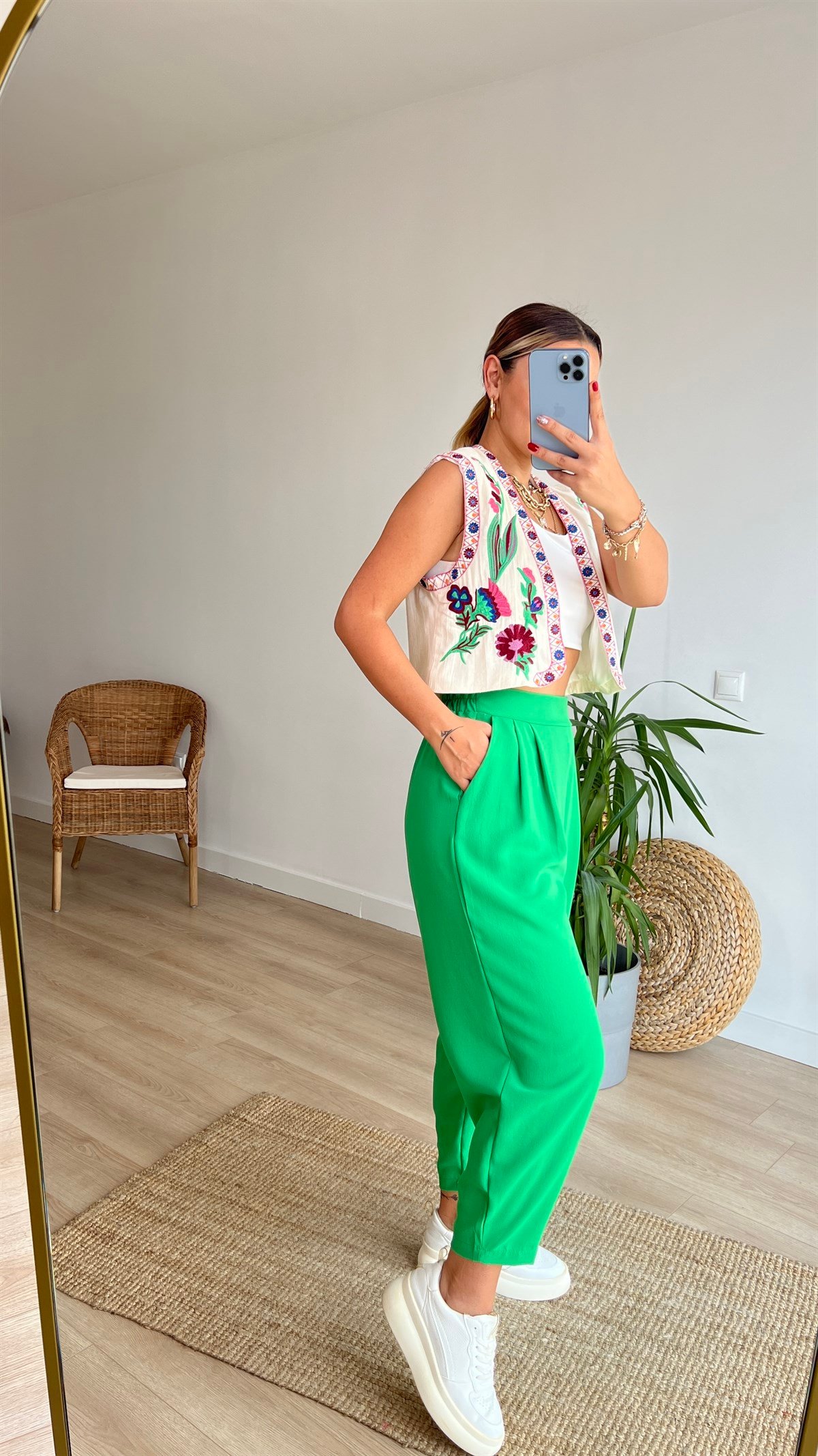 Zara Model Nakışlı Keten Yelek