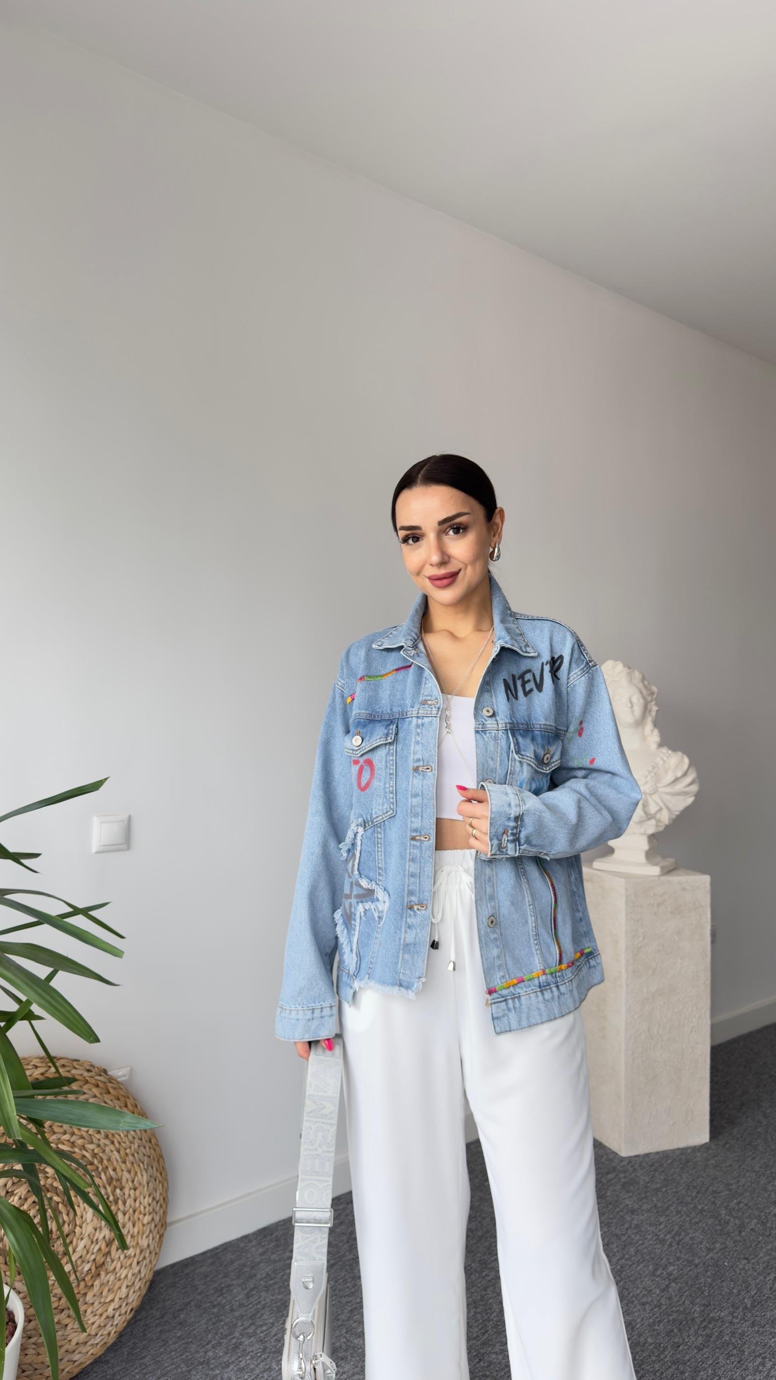 Yıldız İşlemeli Tasarım Jean Ceket