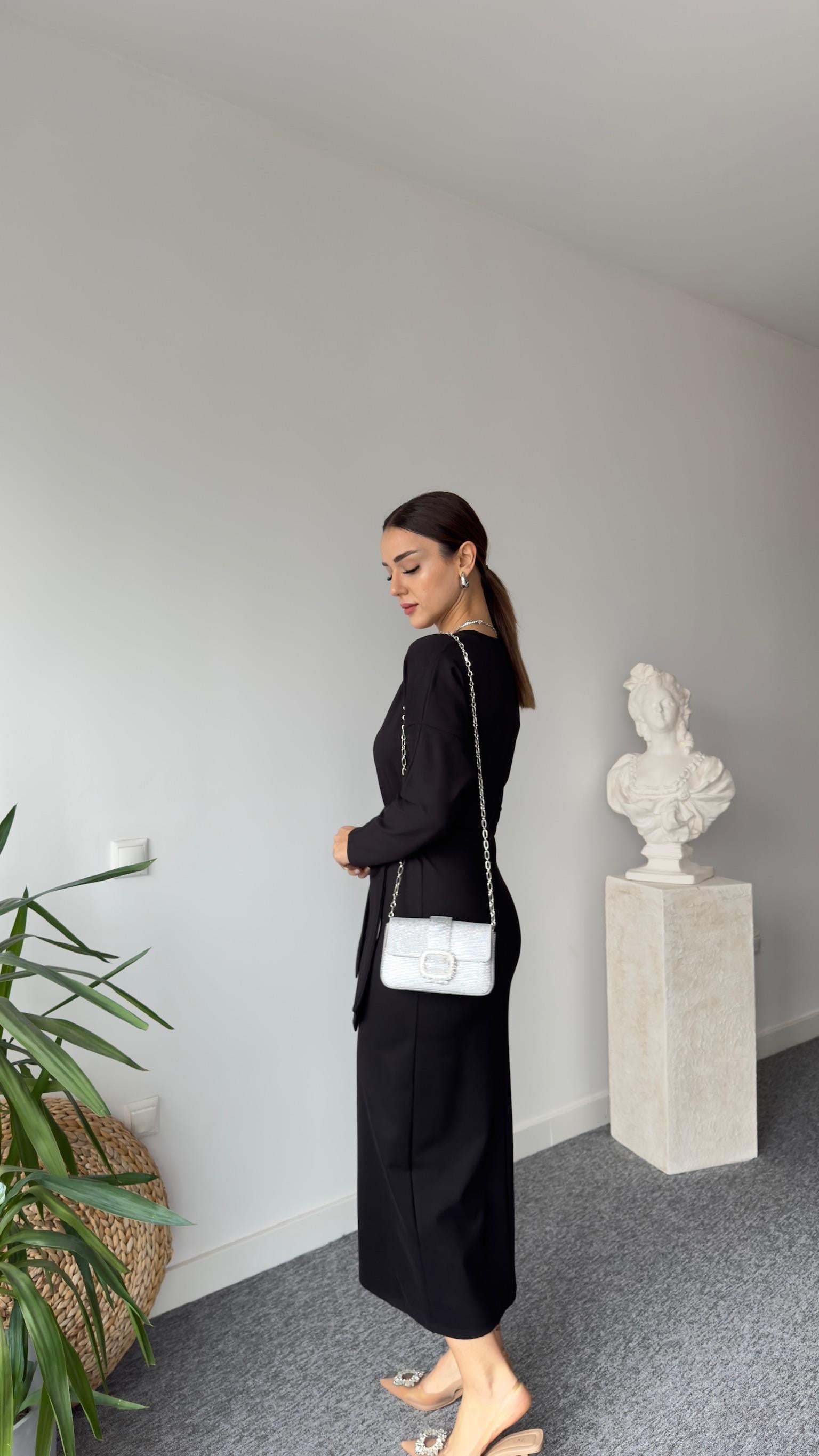 Orj  Model Ön Fiyonklu Çelik Örme Elbise