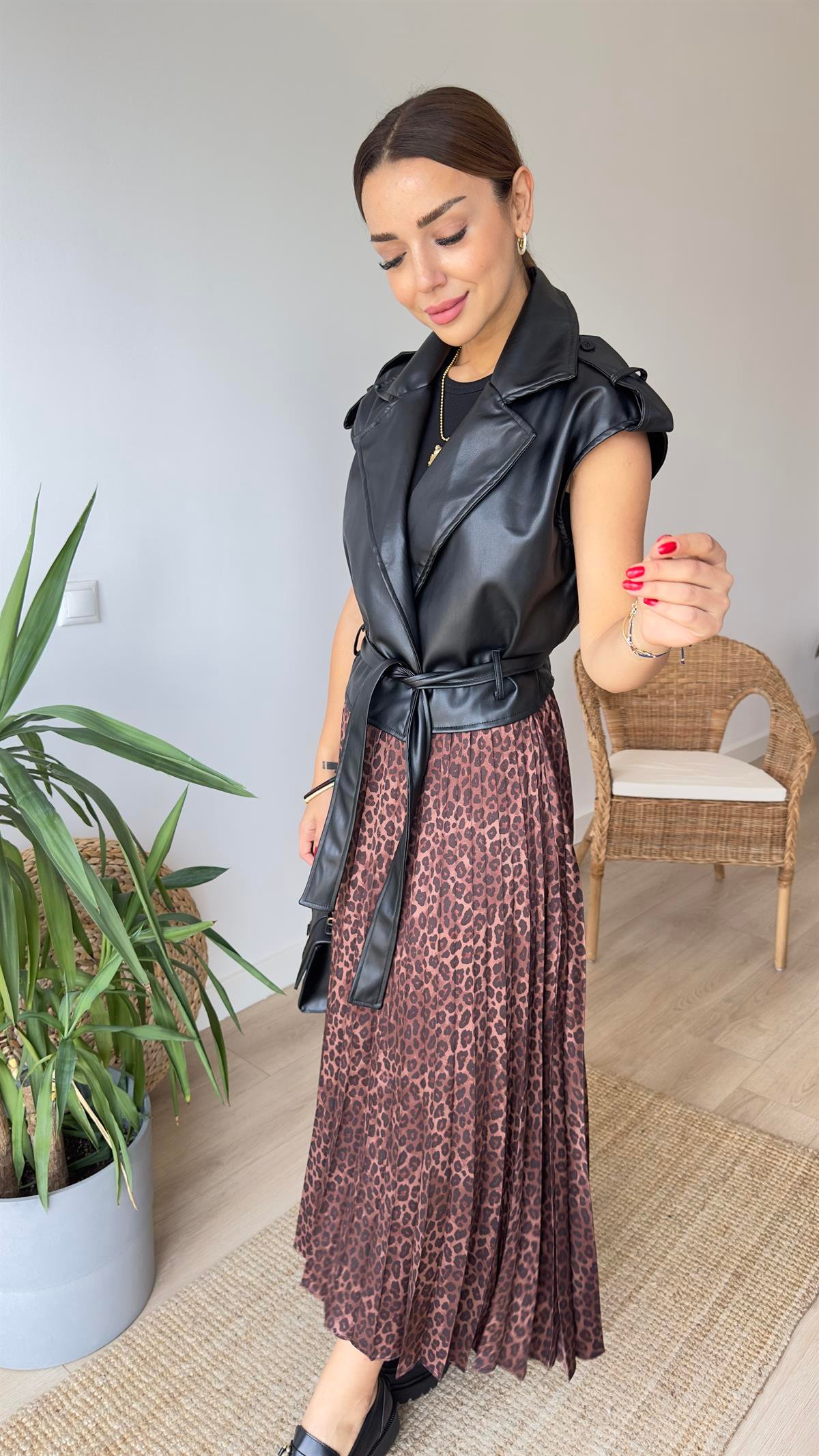 Kuşaklı Zra Model Deri Yelek