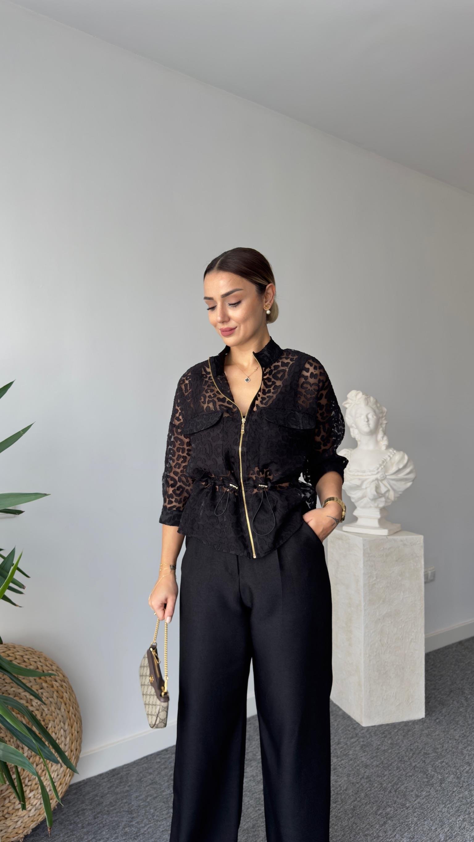 Epis Marka Model Siyah Organze Ceket