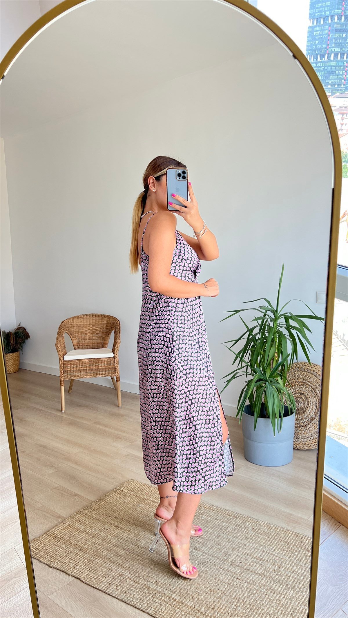 Zara Model Askılı Saten Elbise