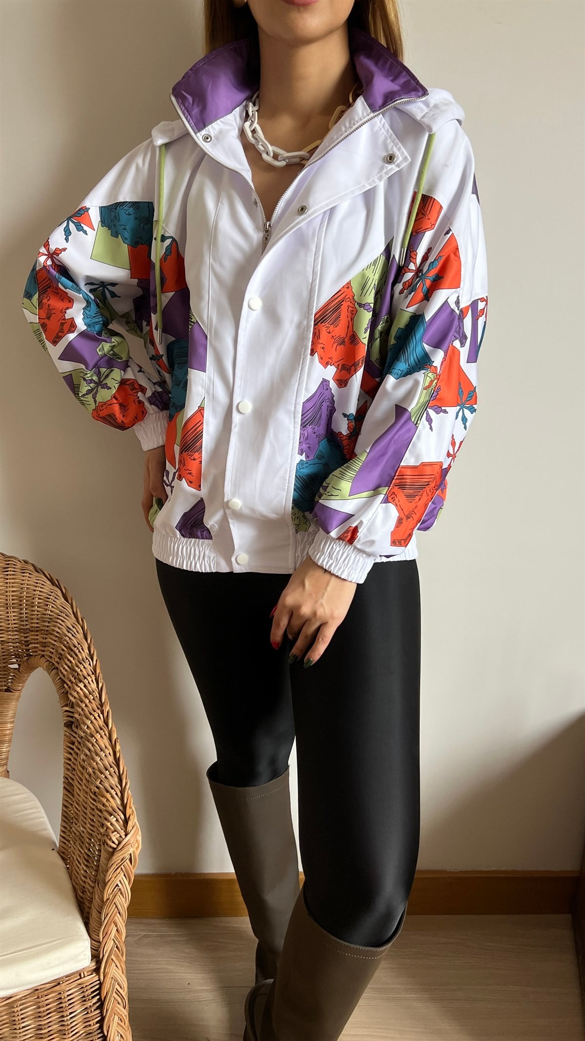  Geometrik Desenli Tasarım Bomber