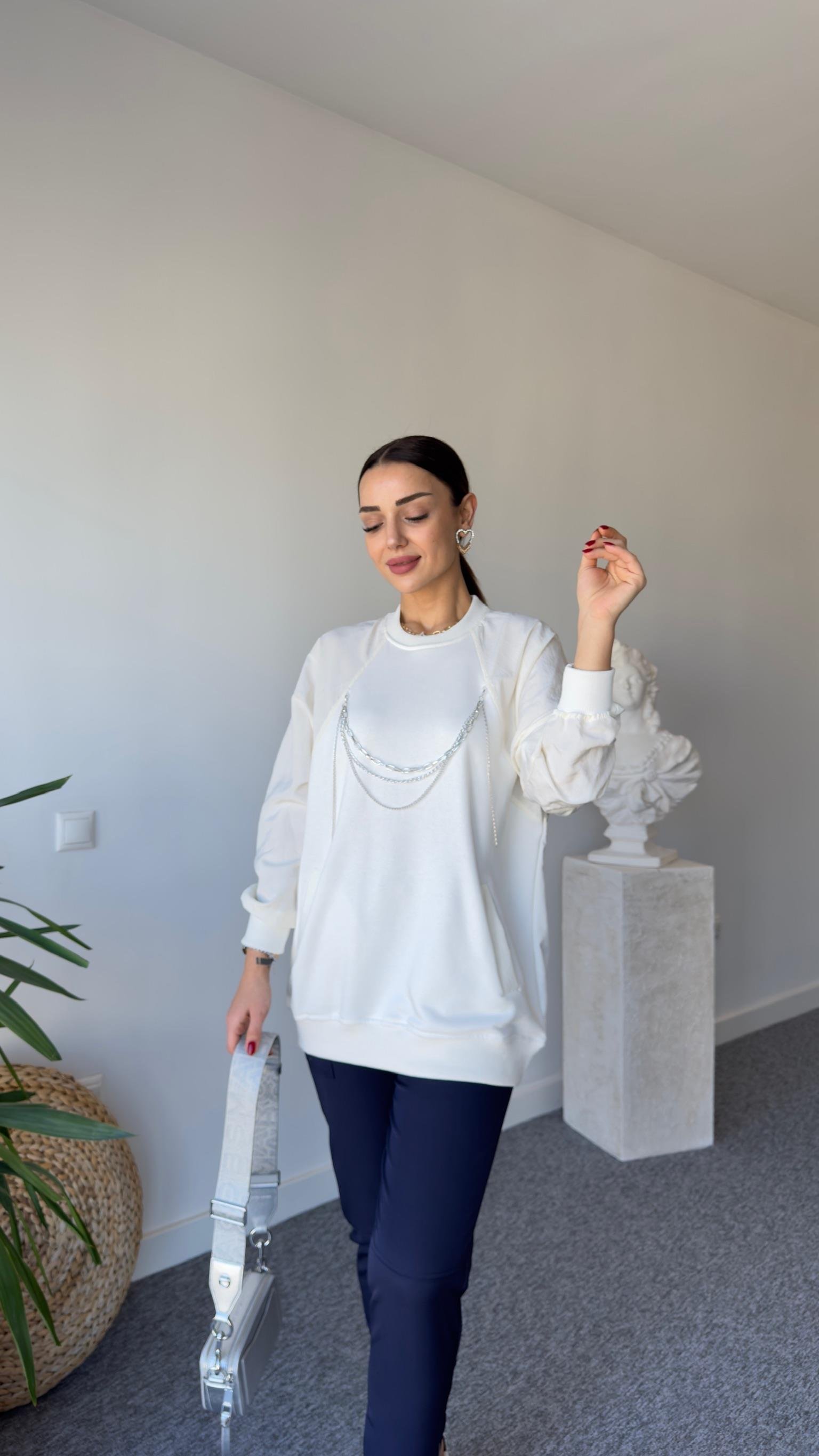 Orj Model Aksesuarlı Paraşüt Garni Sweat