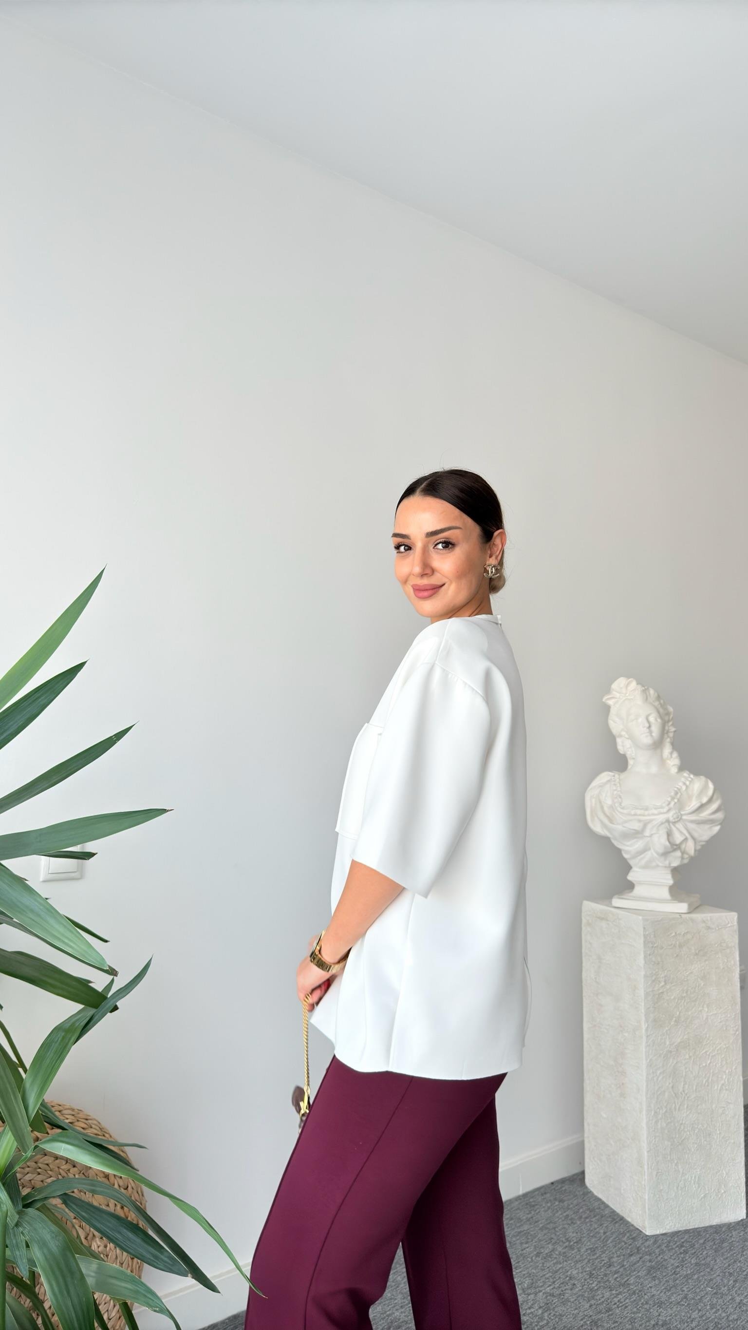 Sırt Fermuarlı Zra Model Vatkalı Beyaz Bluz