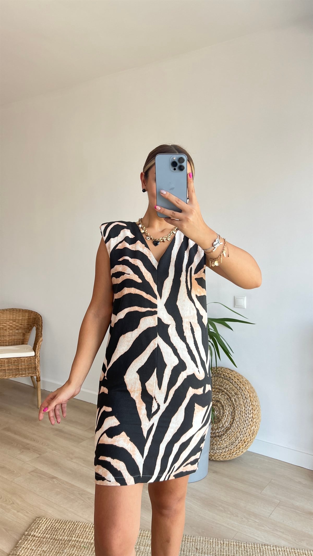 Zebra Desen Vatkalı Marka Model Elbise