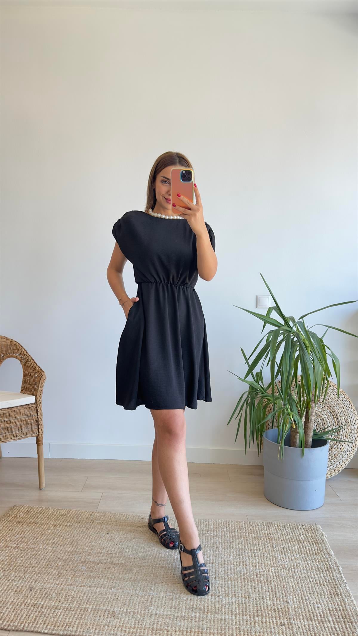 Coy Bel Büzgülü Siyah Basic Elbise 