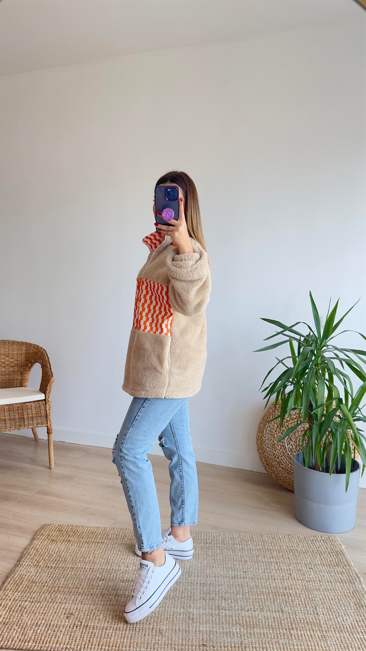 Turuncu Desenli Peluş Sweat