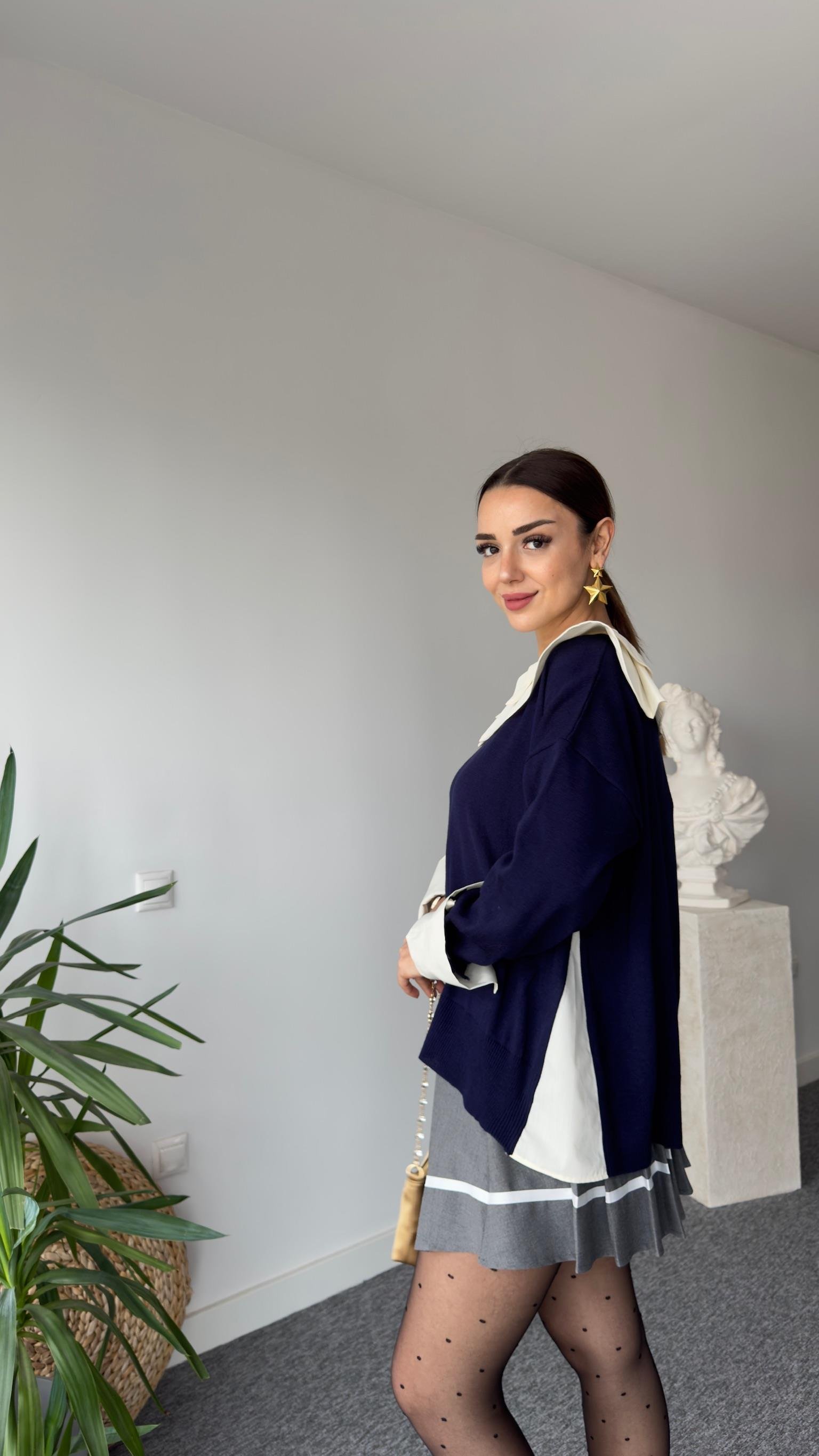 Orjinal Model Yaka Detaylı Lacivert Triko