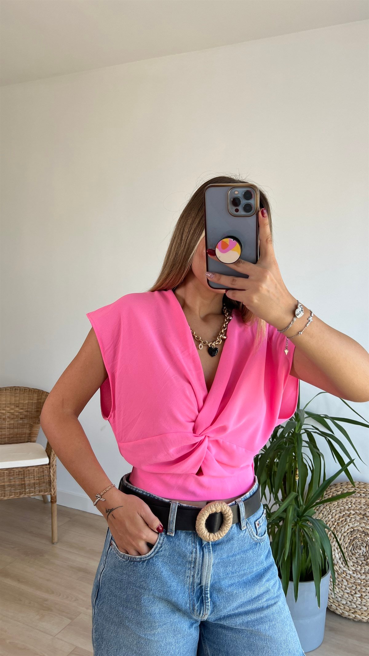 Düğüm Detaylı Pembe Bluz 