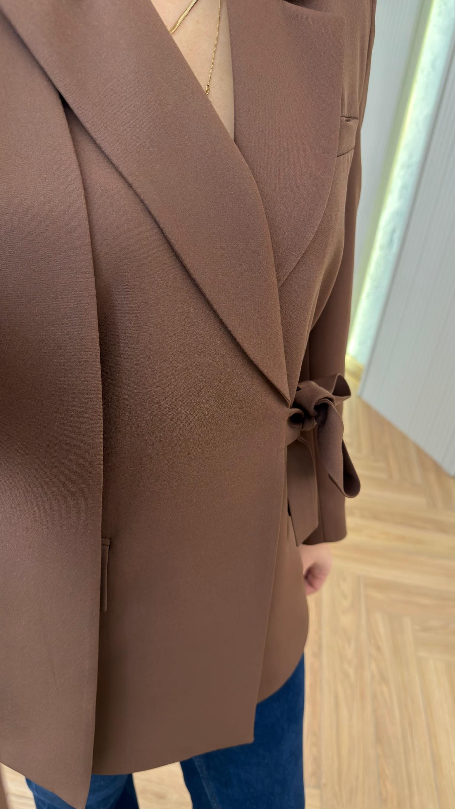 Kahve Loney Marka Muadili Bağlama Detaylı Blazer