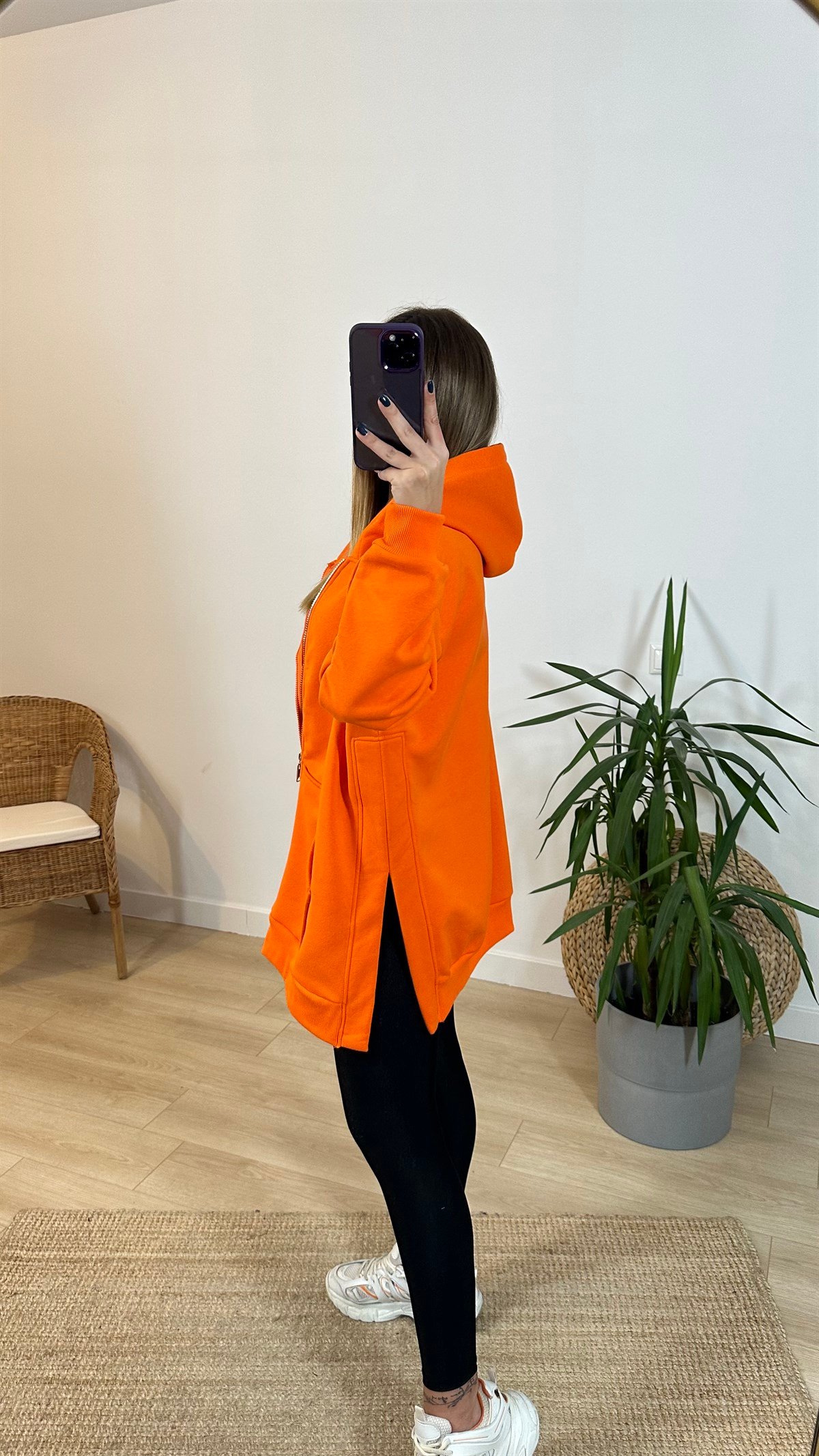 Şardonlu Yanları Yırtmaçlı Turuncu Sweatshirt