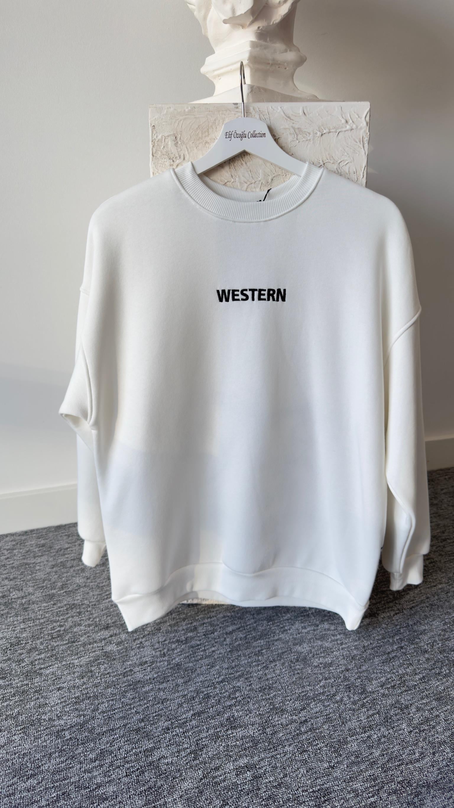 Liver Sırt İşlemeli Beyaz Sweatshirt