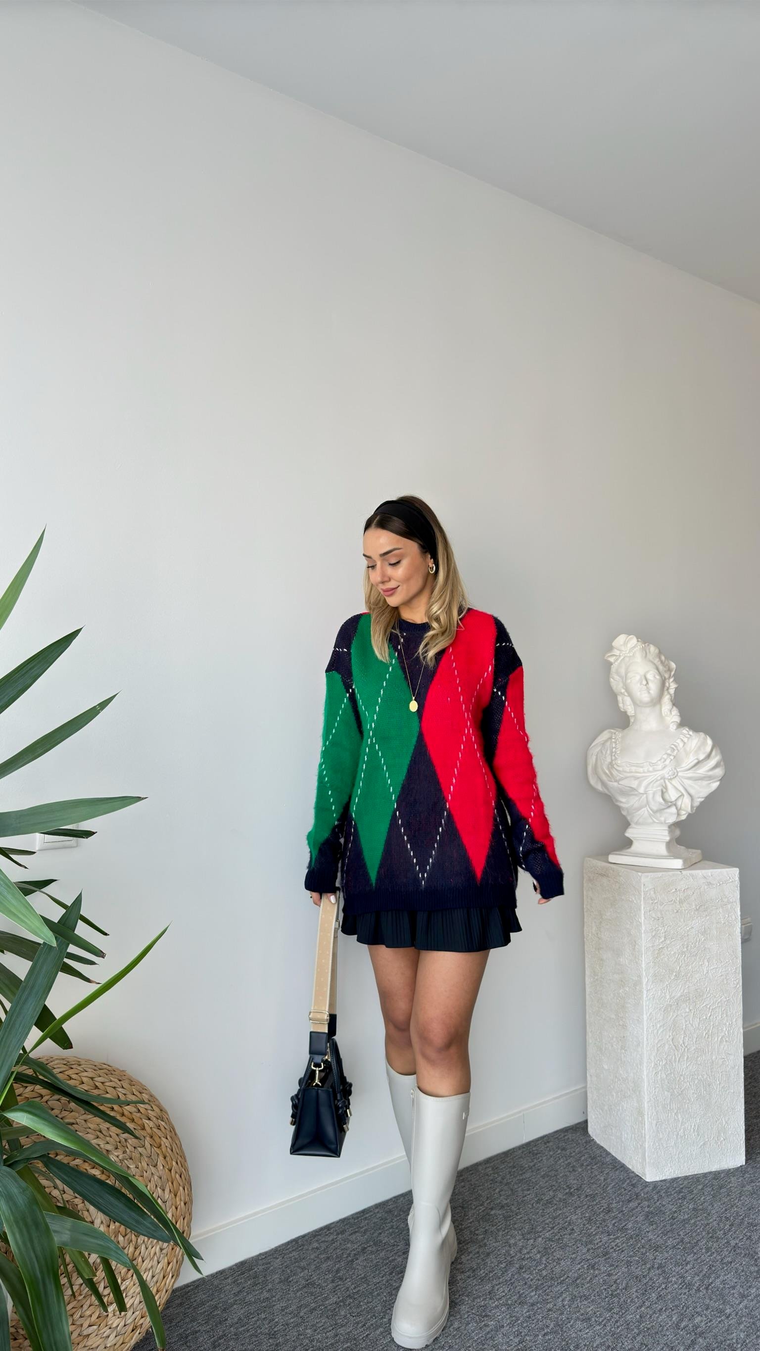 Kırmız Yeşil Baklava Desenli Kazak