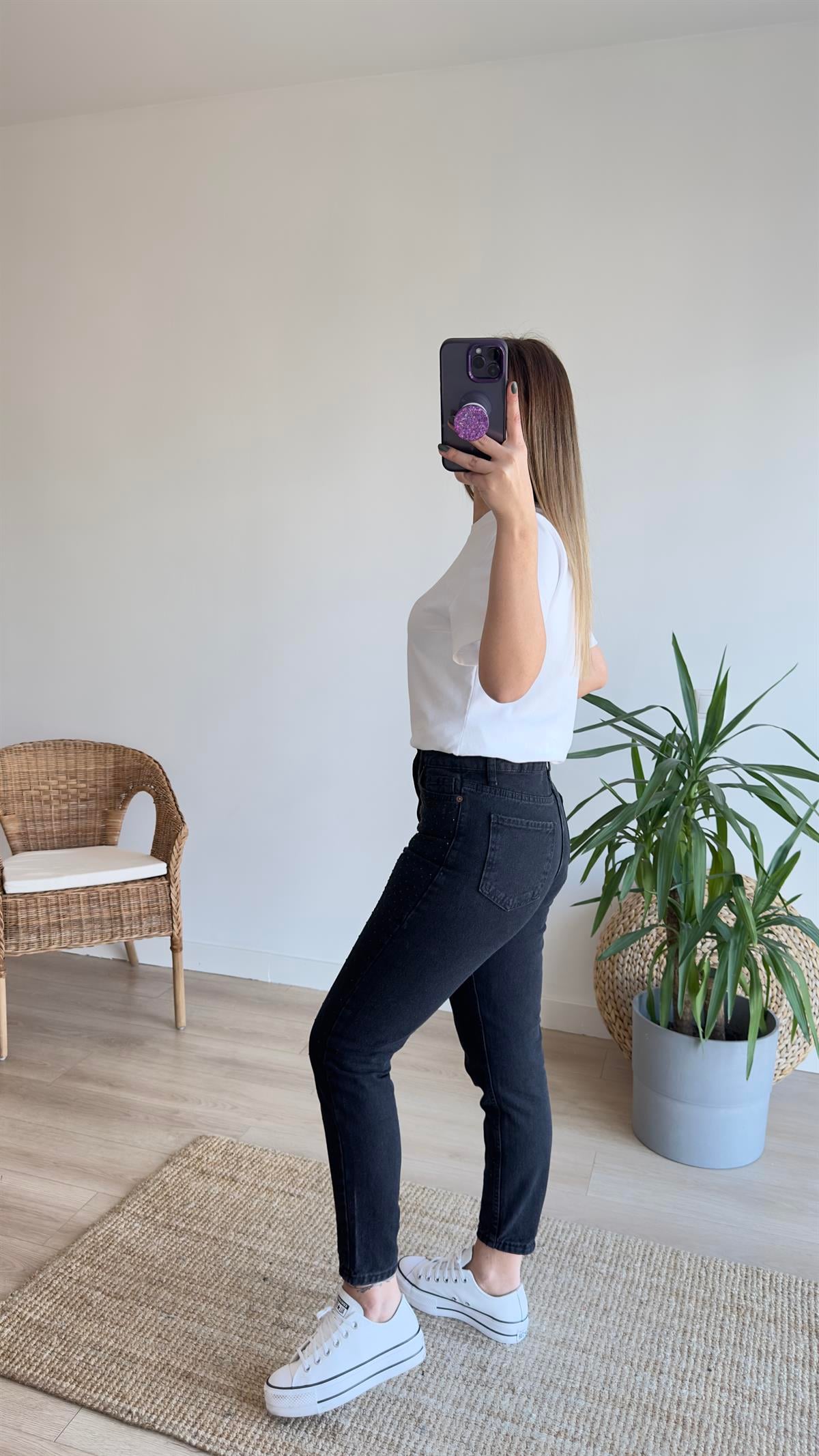 Taş Detaylı Antrasit Jean