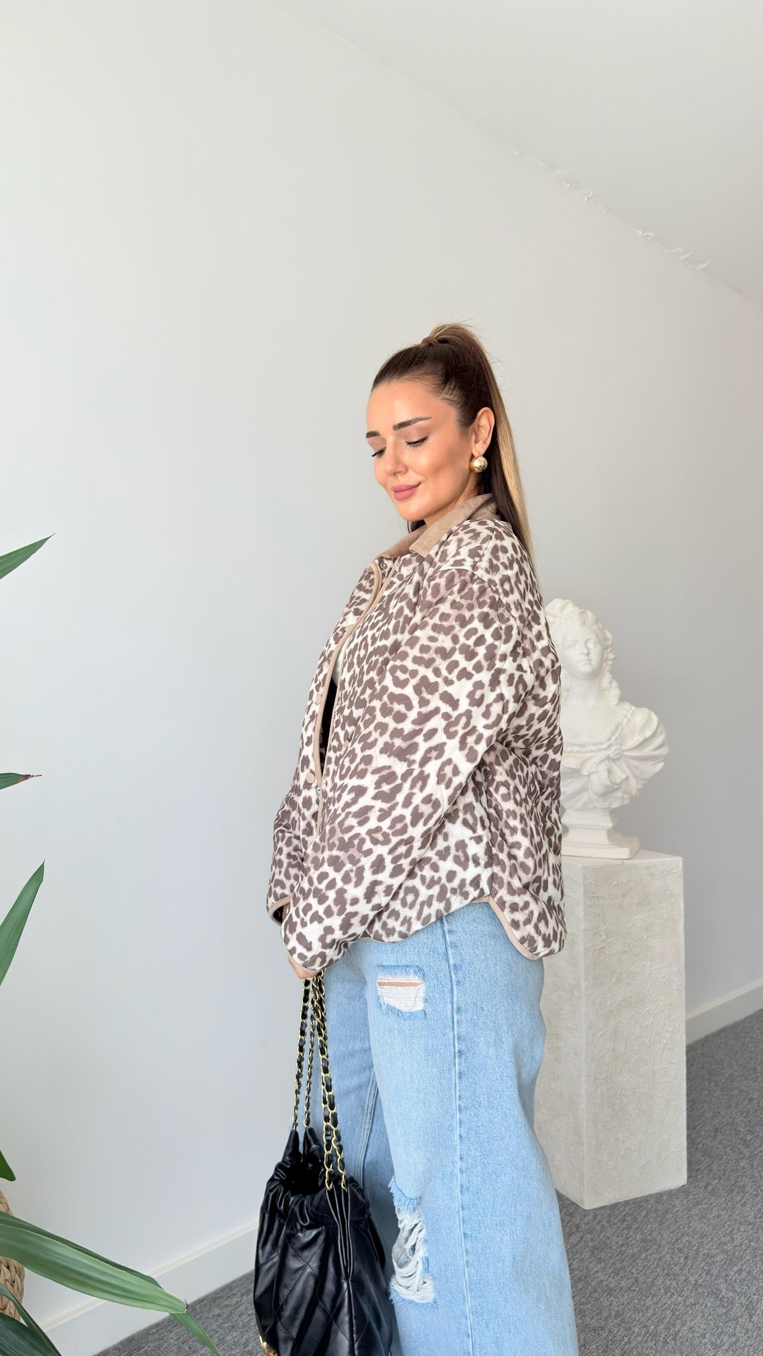 Molis Süet Yaka Leopar Desenli Ceket