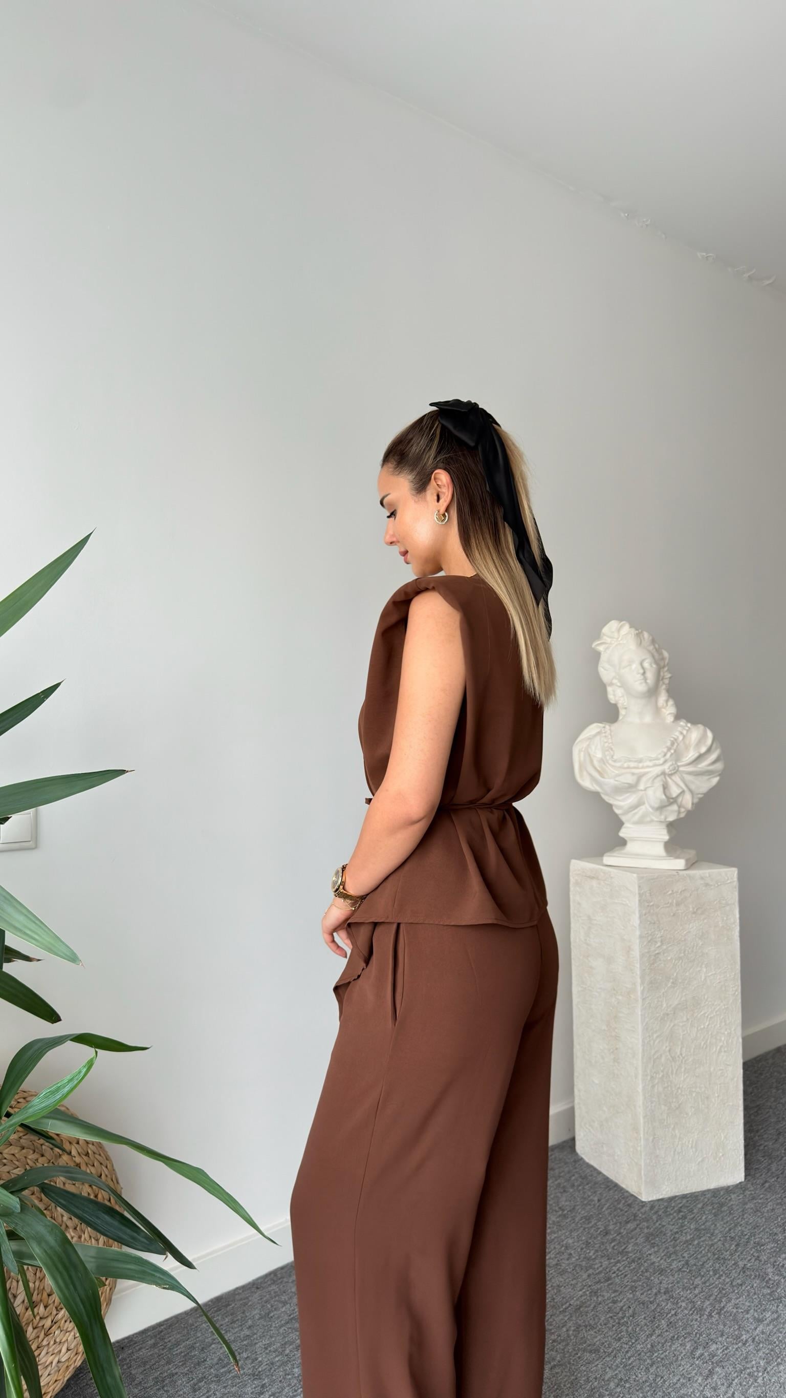 Kahve Jovo Asimetrik Kesim Vatkalı Takım