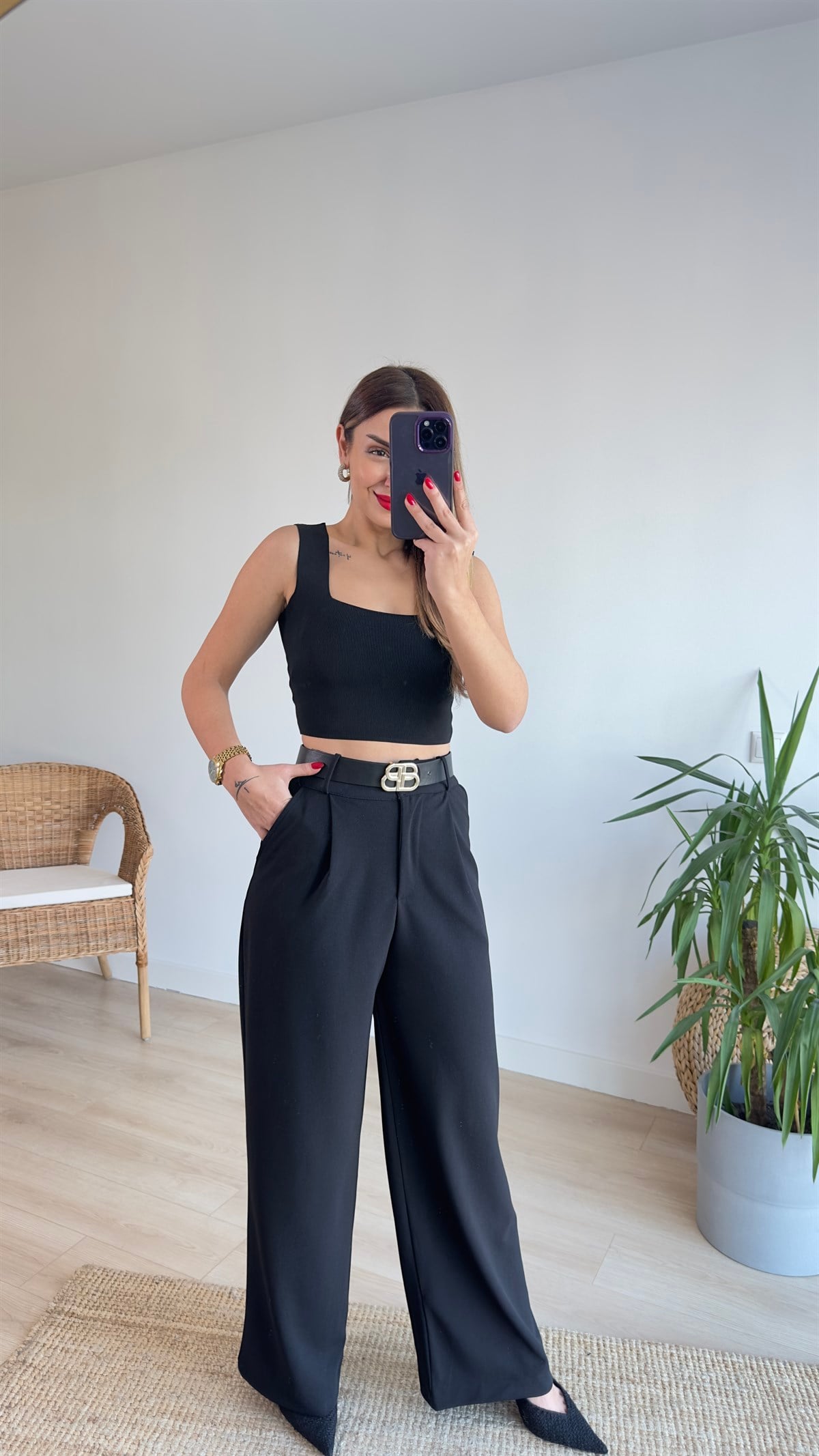 Kemerli Bol Paça Siyah Pantolon
