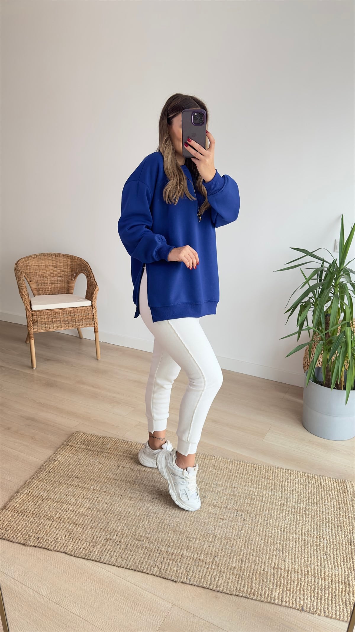 Yanları Yırtmaçlı Mavi Basic Sweat