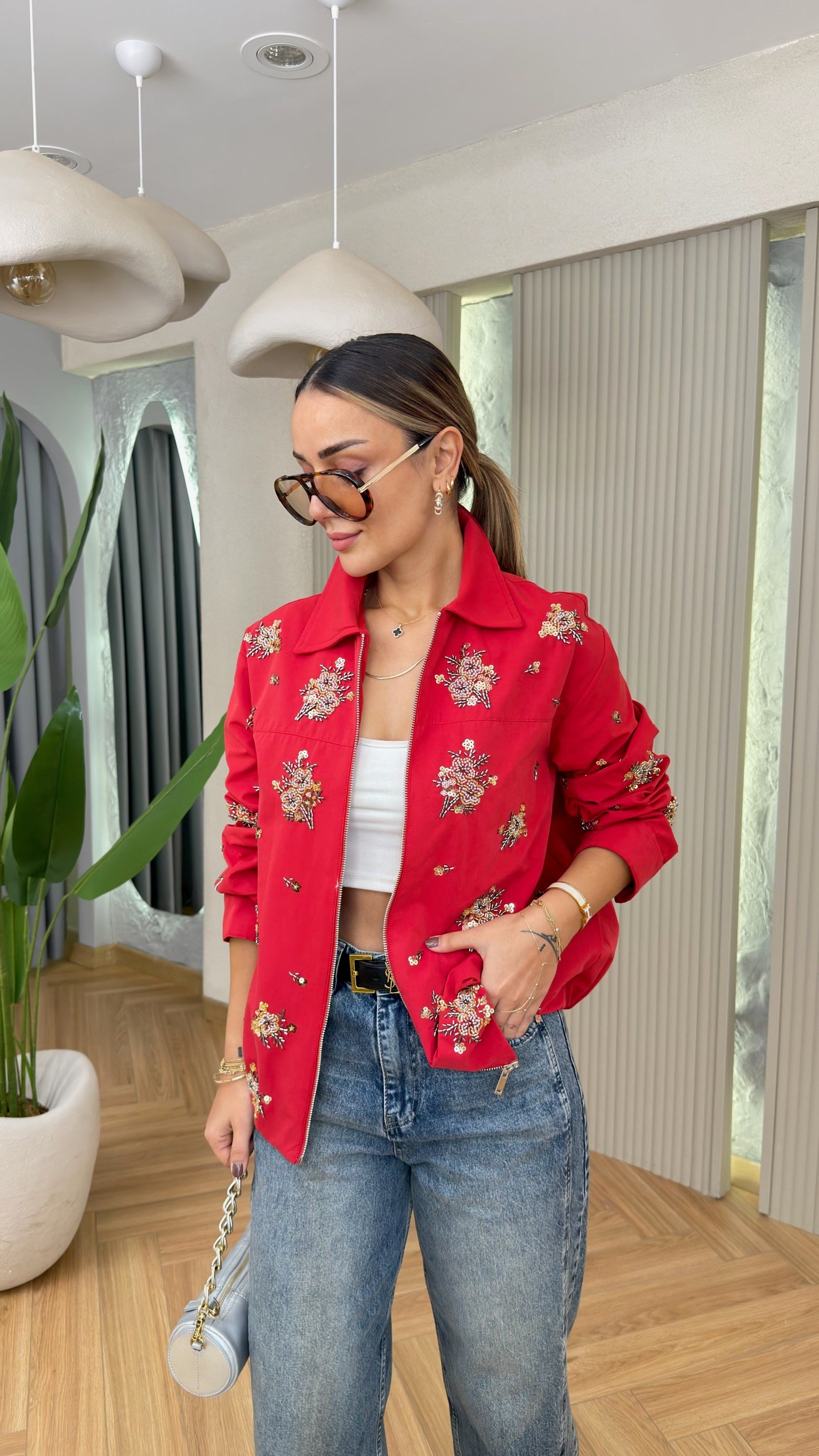Kırmızı Losel Taş Detaylı Premium Ceket