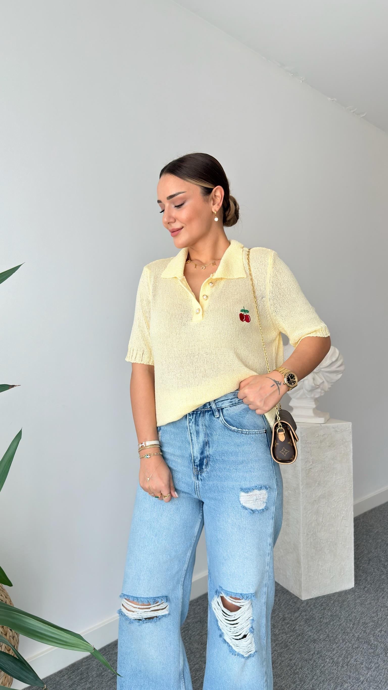 Sarı Kiraz Detaylı Triko Bluz