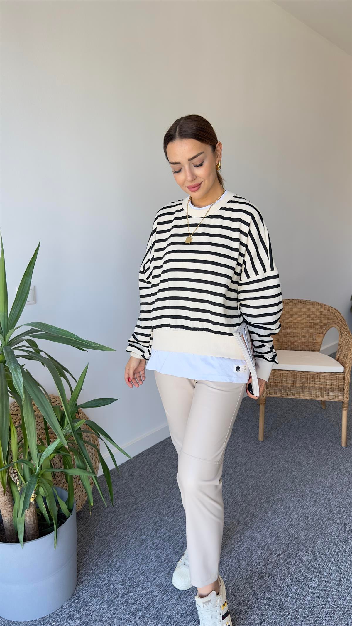 Merla Tshirt Detay Çizgili Basic Sweat
