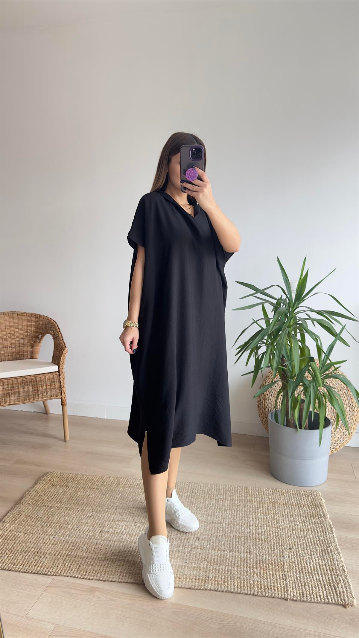 Oversize Siyah Kapüşonlu Elbise 
