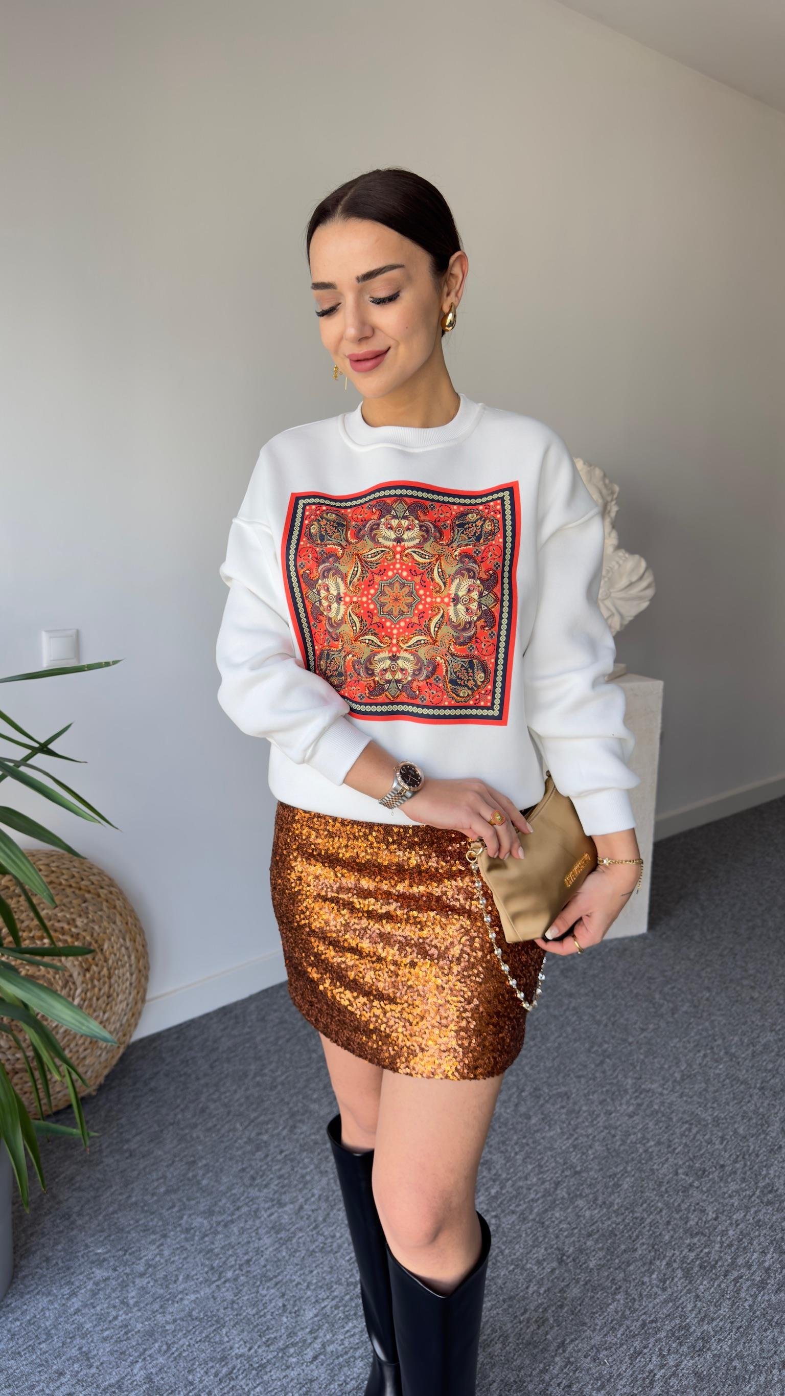 Tulis Kırmızı Baskı Beyaz Sweatshirt